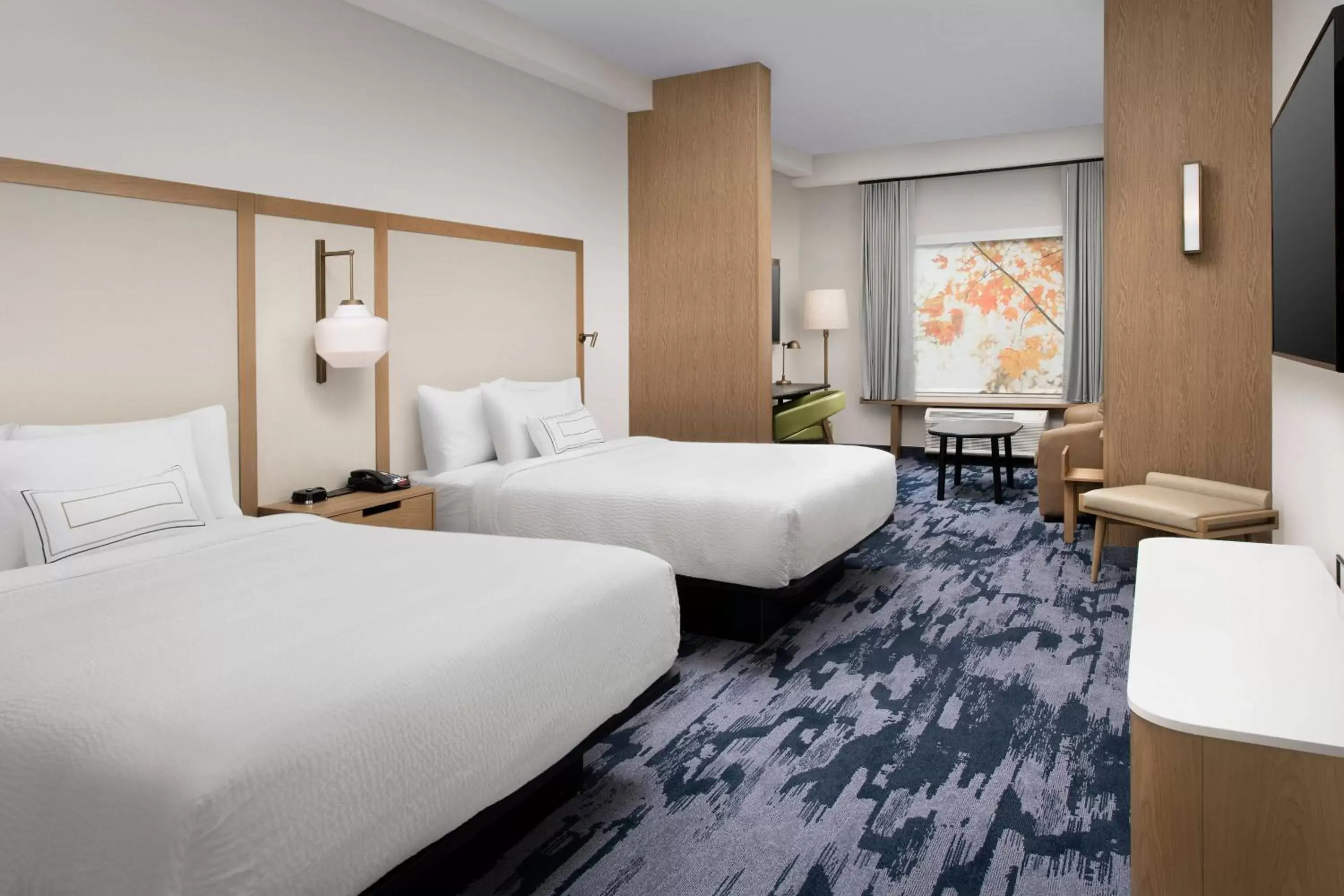 Photo of the whole room, Bed in Fairfield Inn & Suites by Marriott Knoxville Lenoir City/I-75