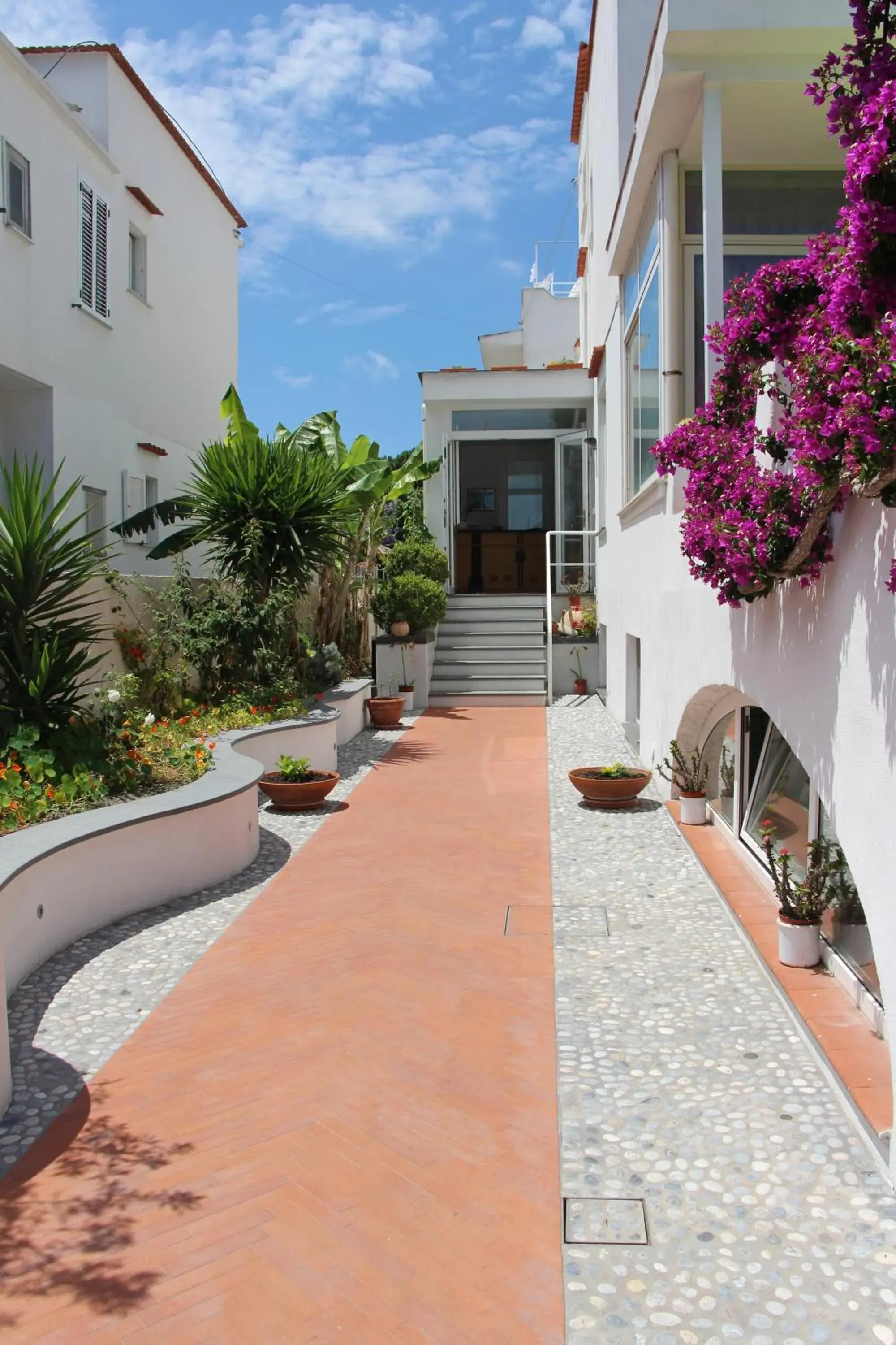 Facade/entrance in Hotel Villa Cecilia Facade/entrance in Hotel Villa Cecilia