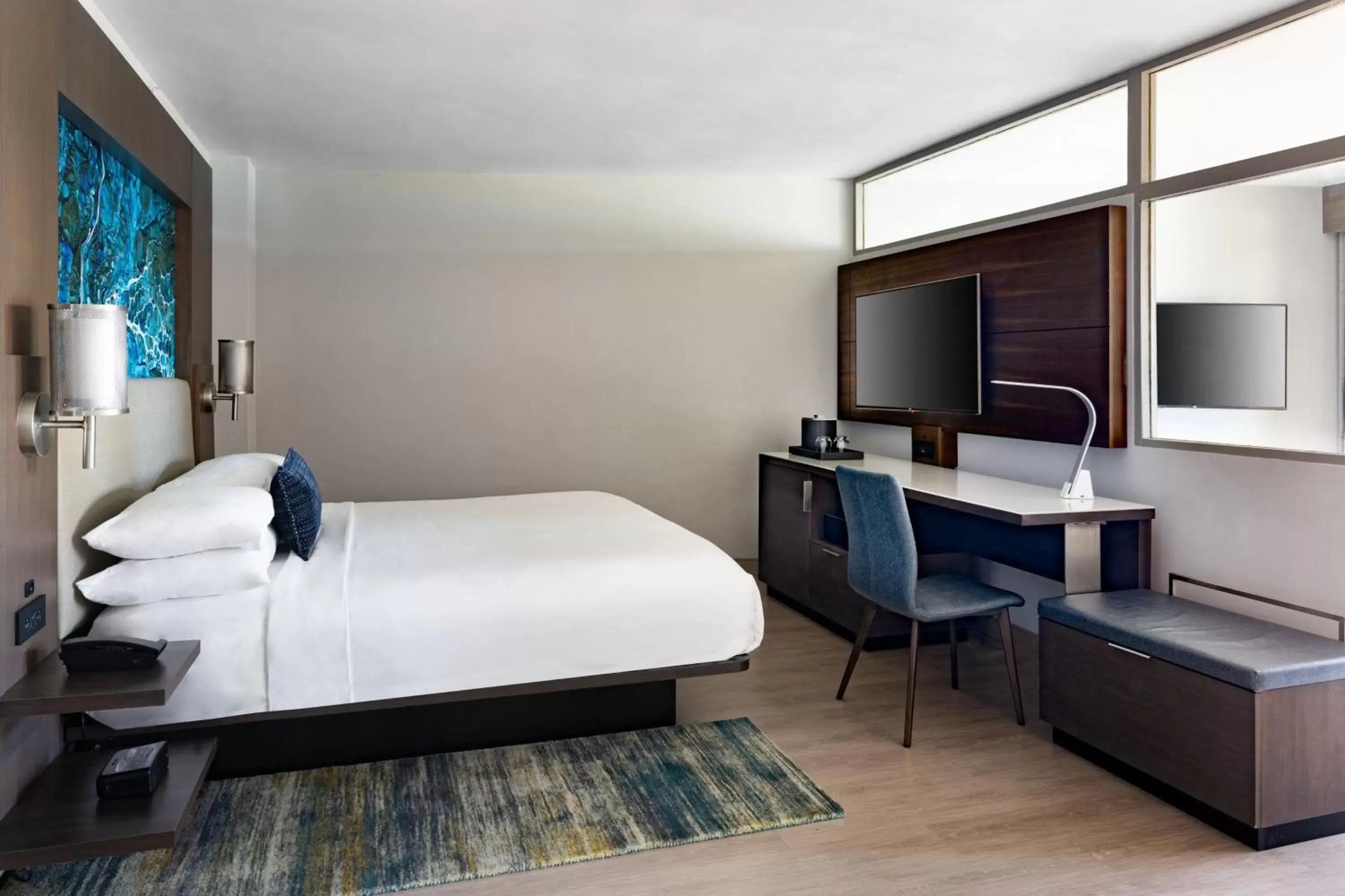 Bedroom, Bed in San Juan Marriott Resort and Stellaris Casino