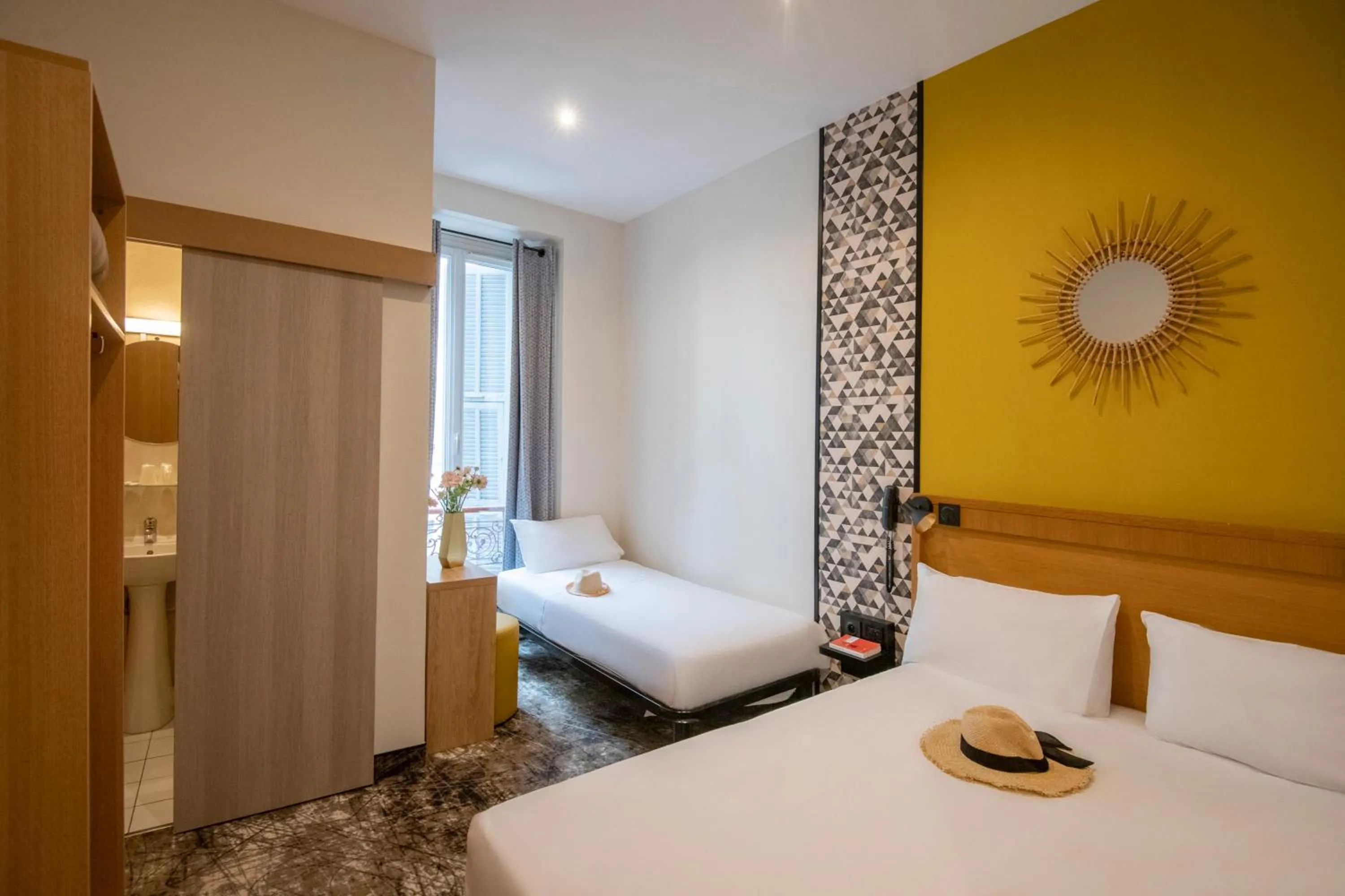 Bedroom, Bed in Hotel d'Ostende