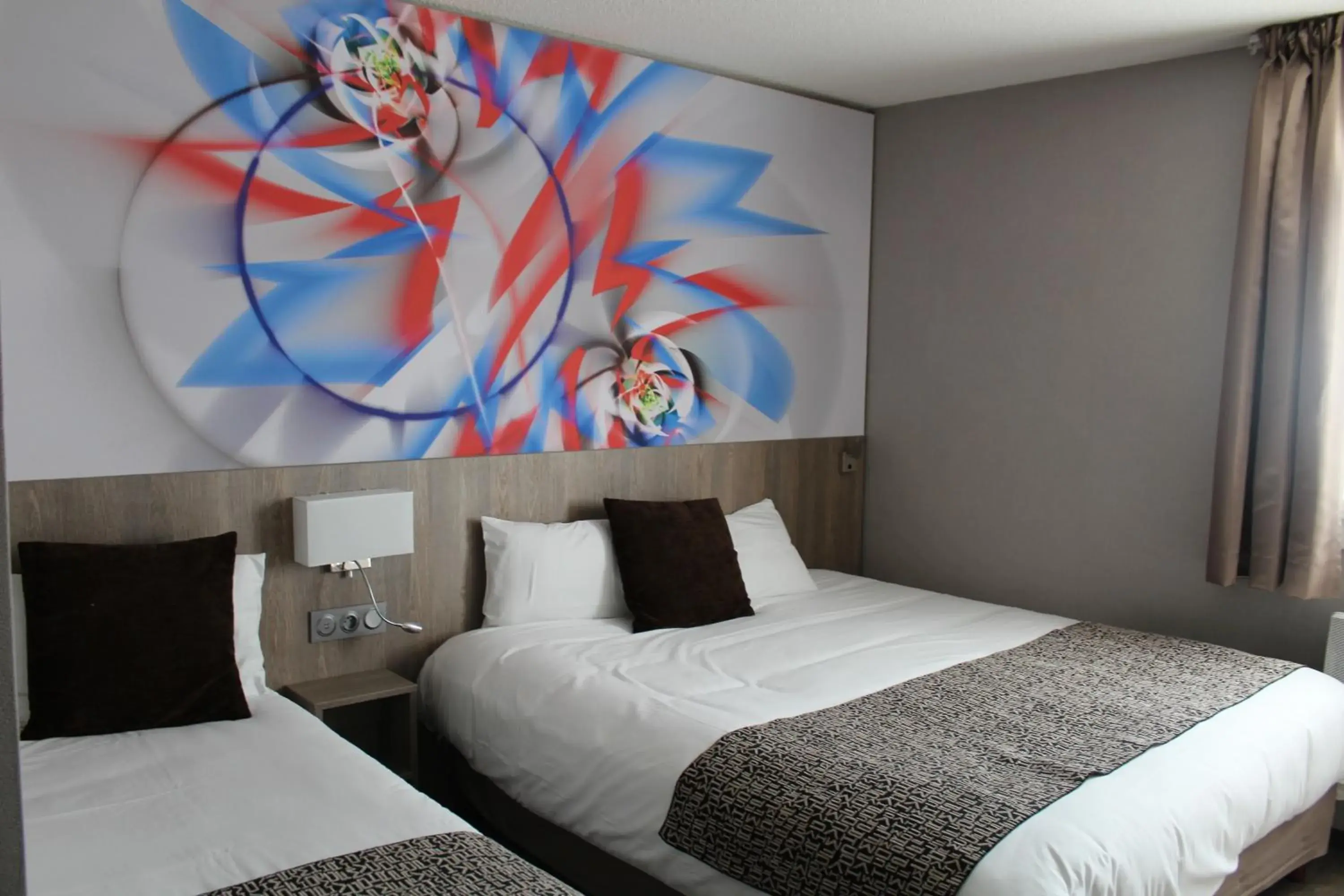 Bed in The Originals City, Hotel La Terrasse, Tours Nord (Inter-Hotel)