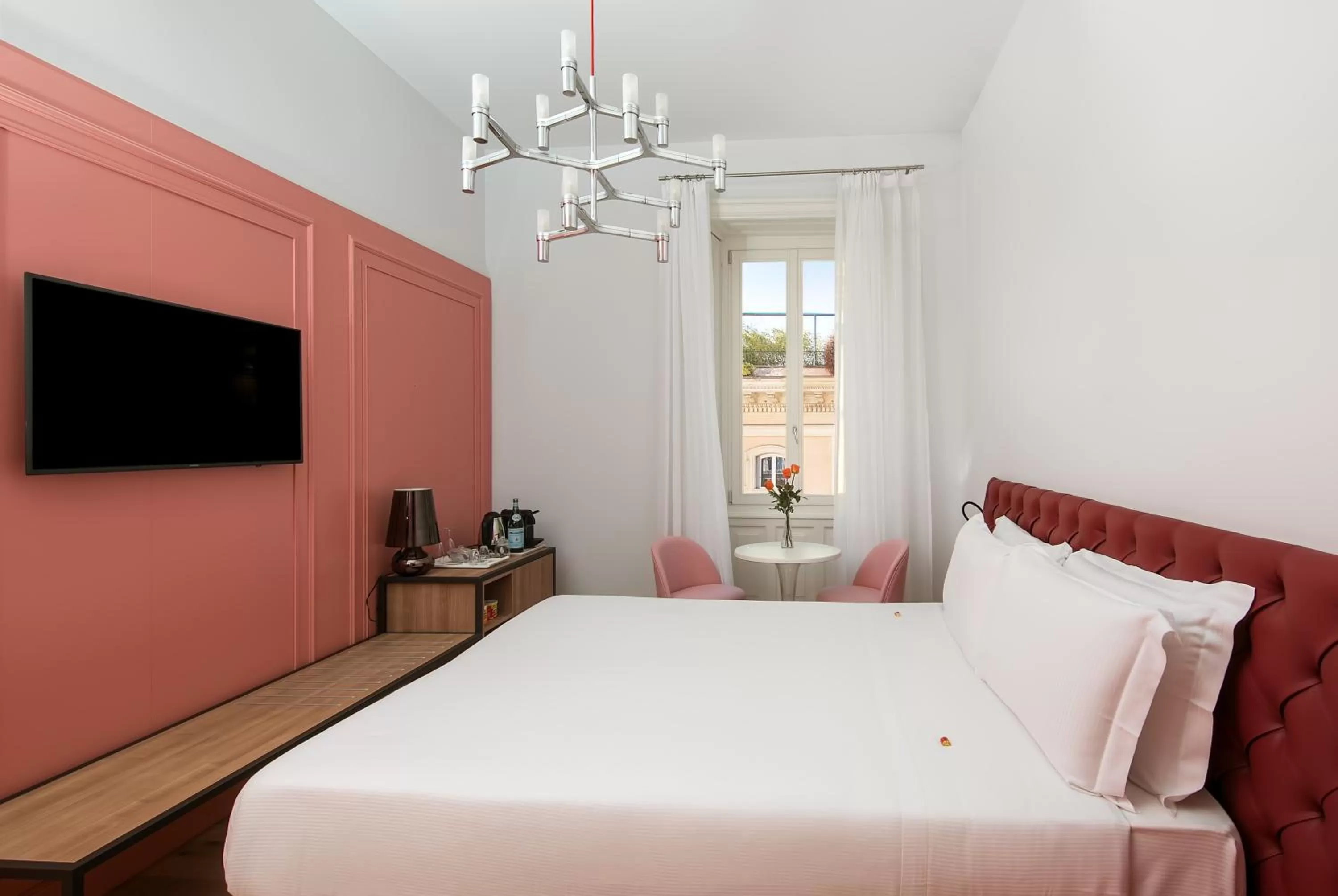 Photo of the whole room, Bed in Boutique Centrale Palace Hotel