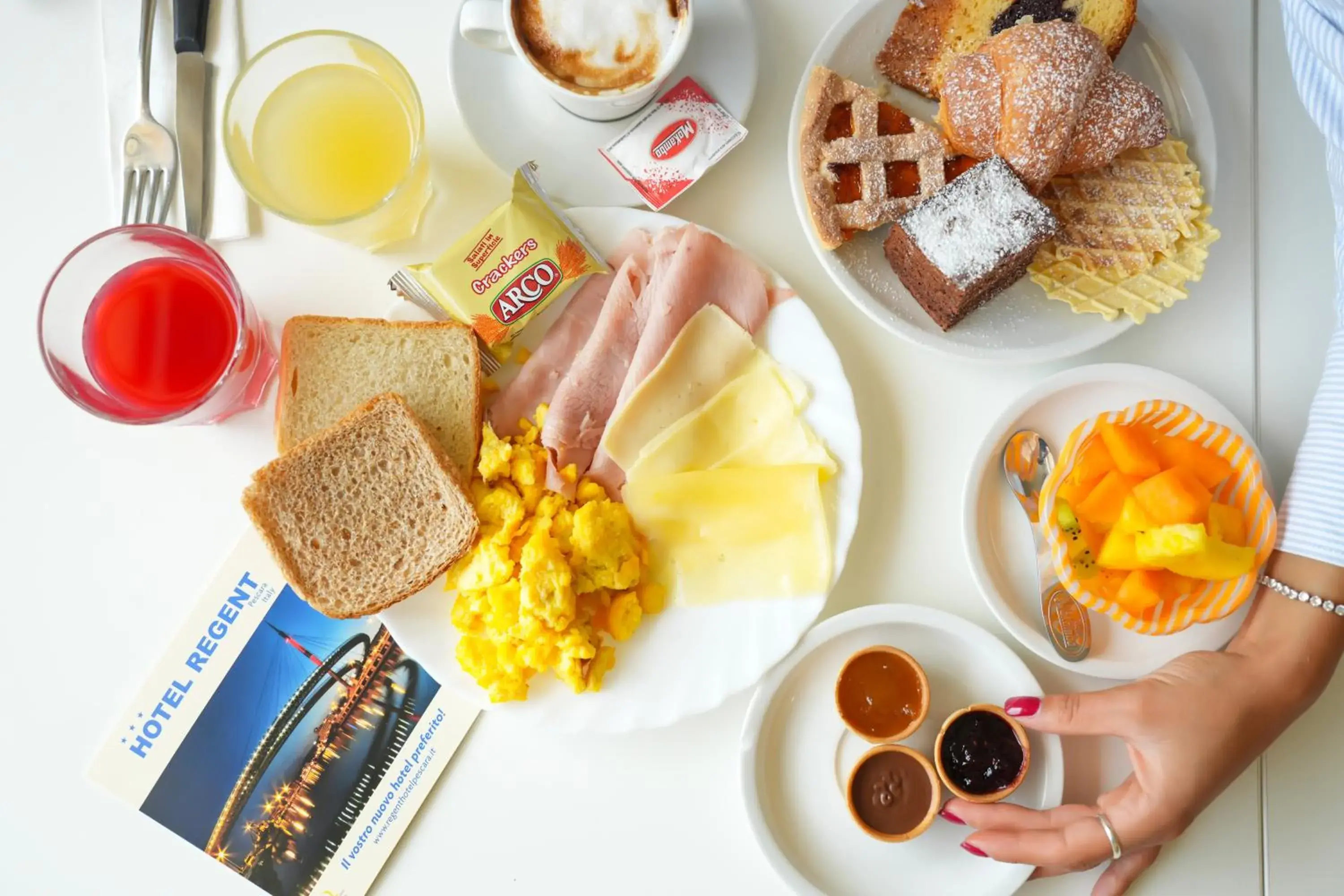 Breakfast in Hotel Regent