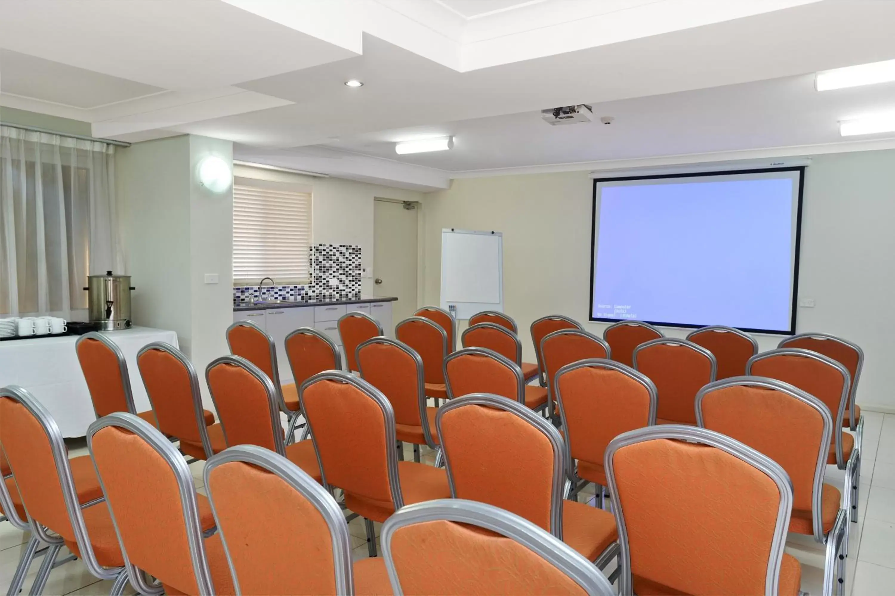 Meeting/conference room in Comfort Inn & Suites Burwood