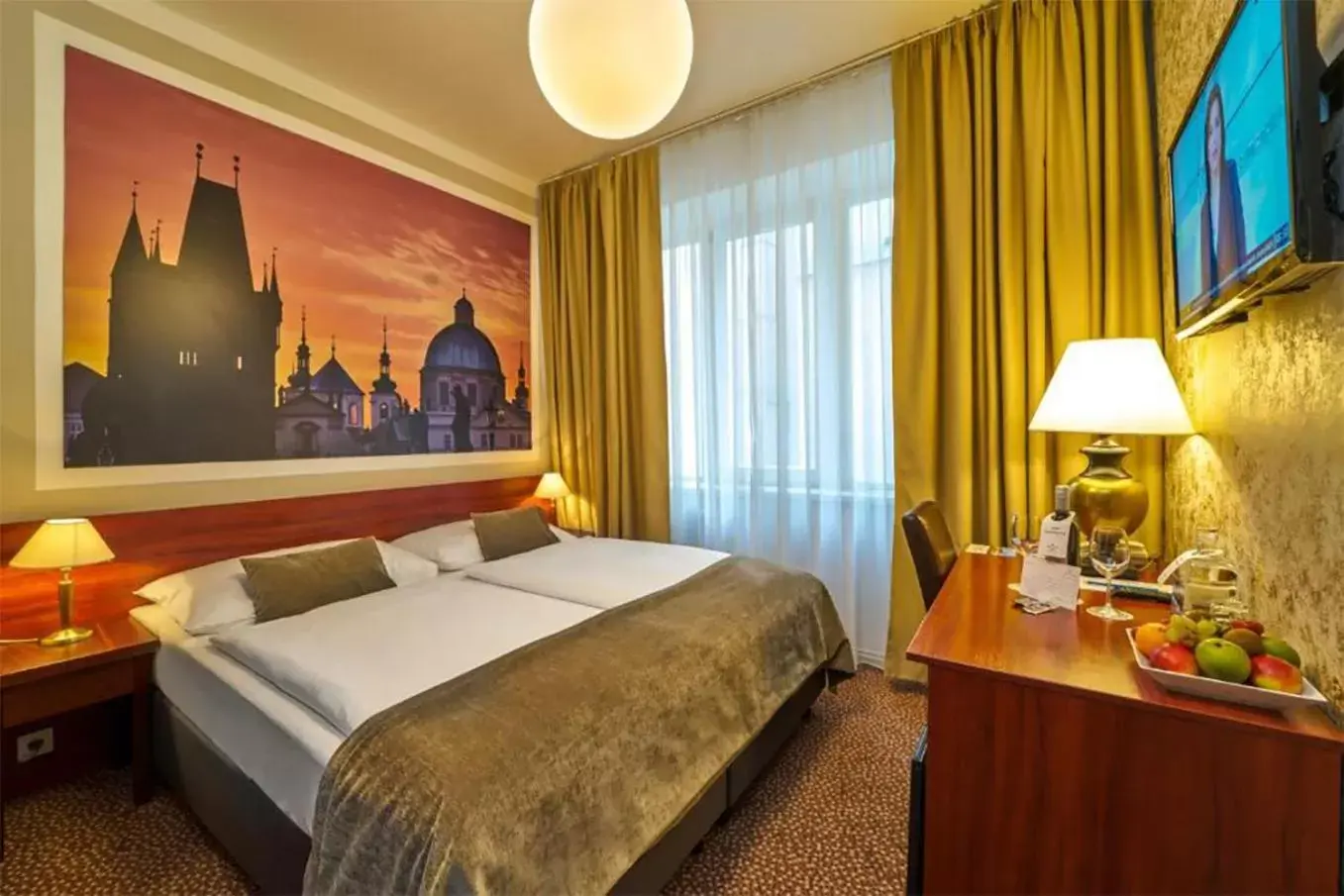 Bed in Metropolitan Old Town Hotel - Czech Leading Hotels