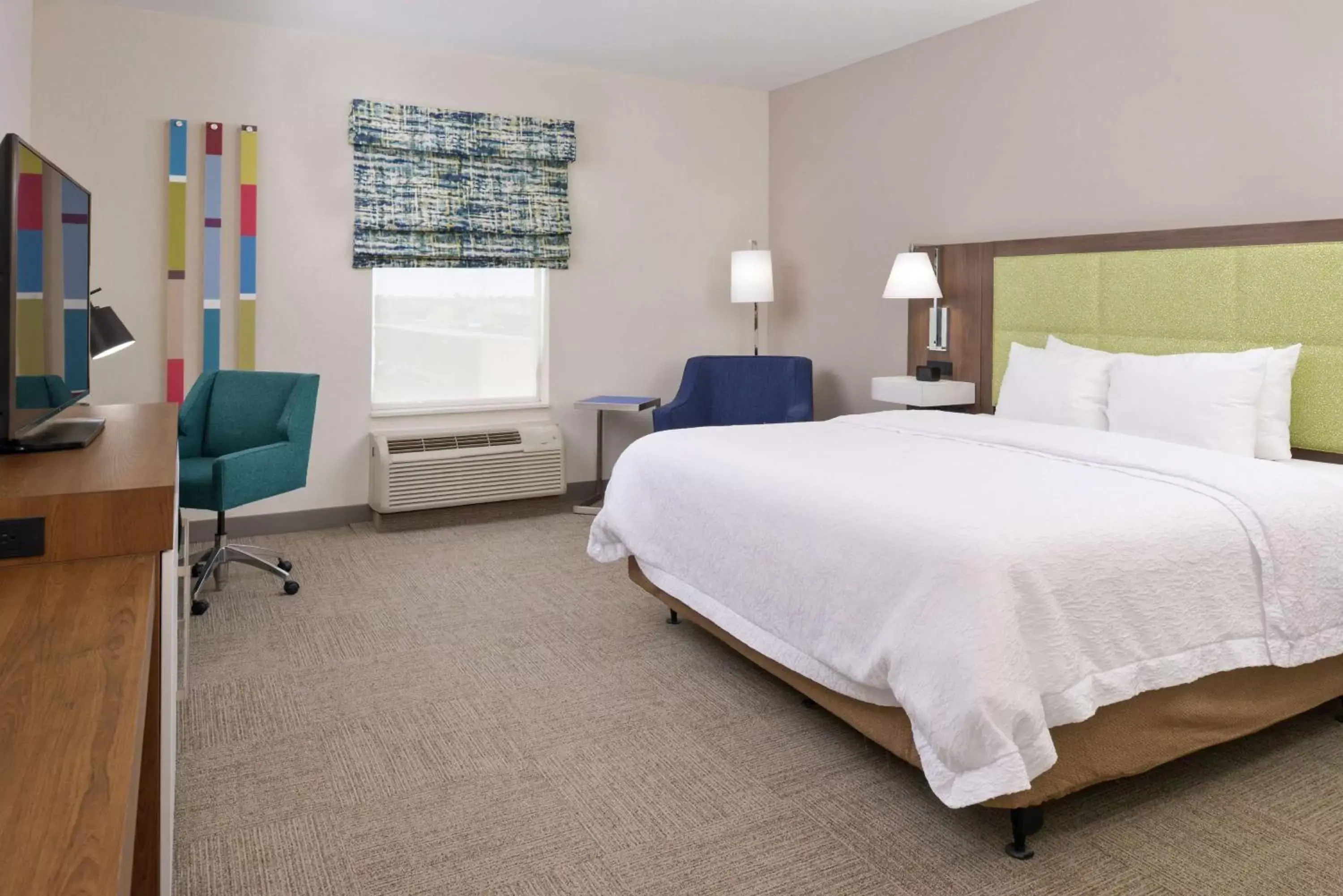 King Room - Mobility Access/Non-Smoking in Hampton Inn and Suites Port Aransas King Room - Mobility Access/Non-Smoking in Hampton Inn and Suites Port Aransas