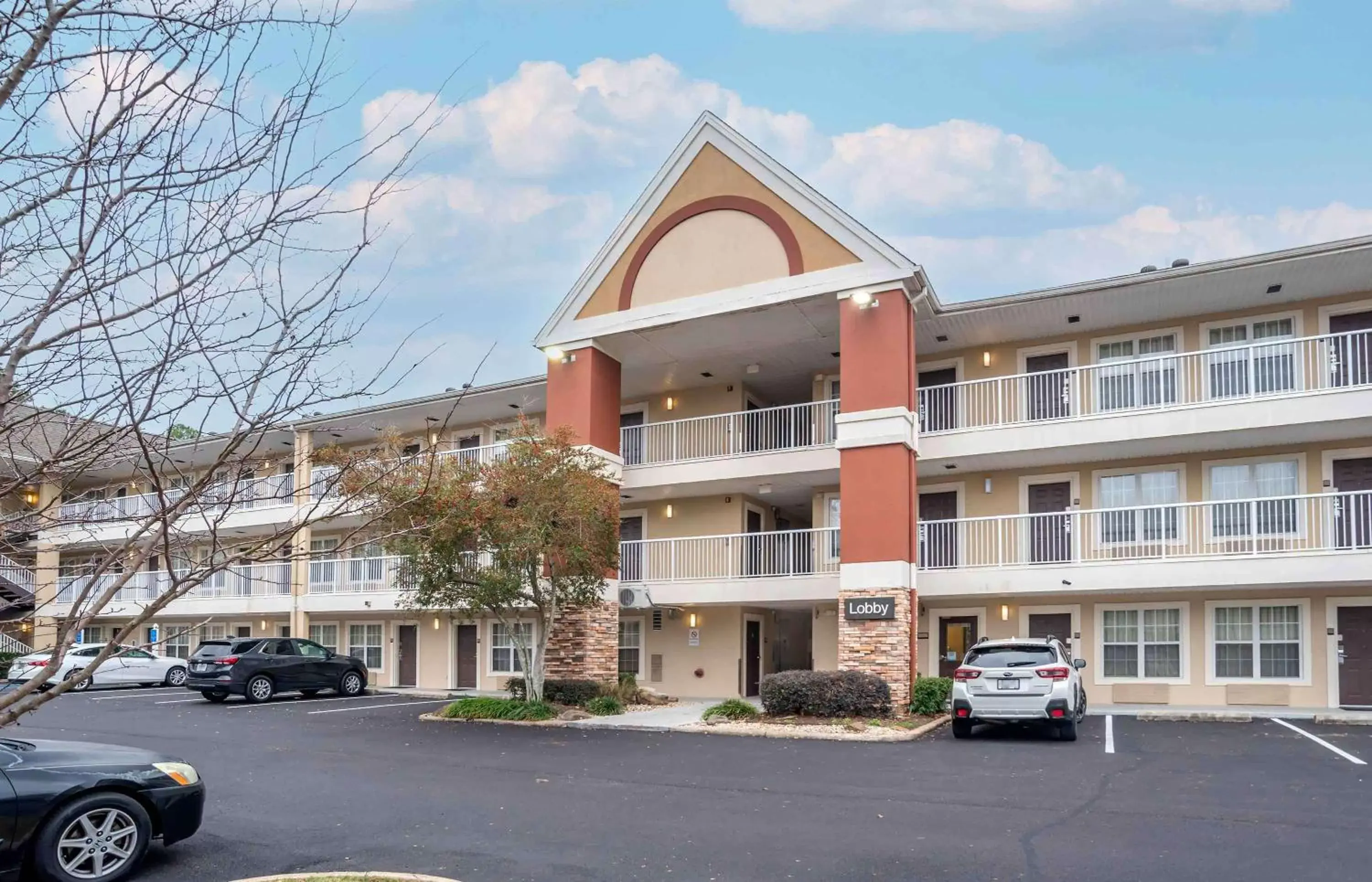 Property Building in Extended Stay America Suites - Jackson - North