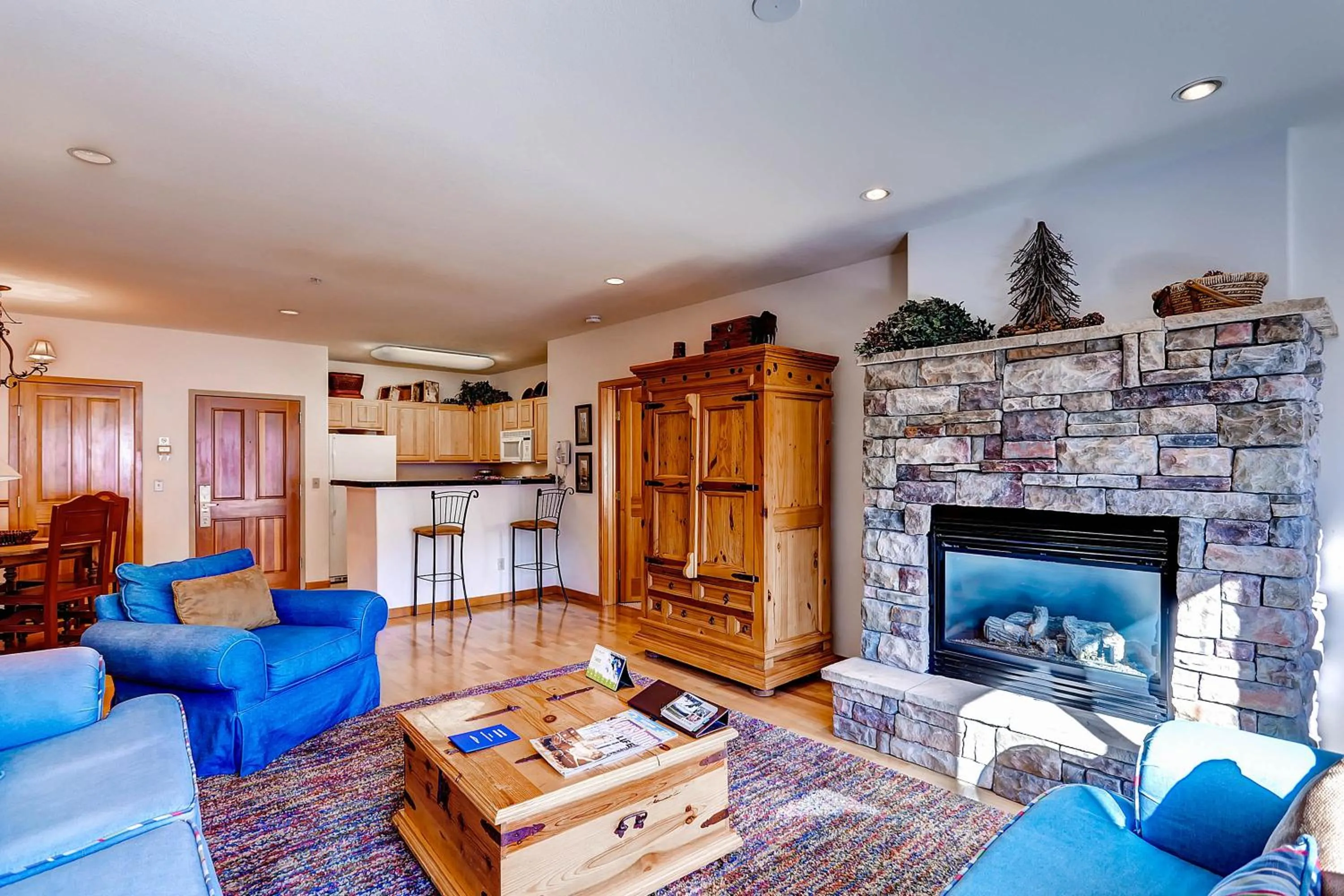Living room in Gateway Mountain Lodge, A Vail Resorts Property