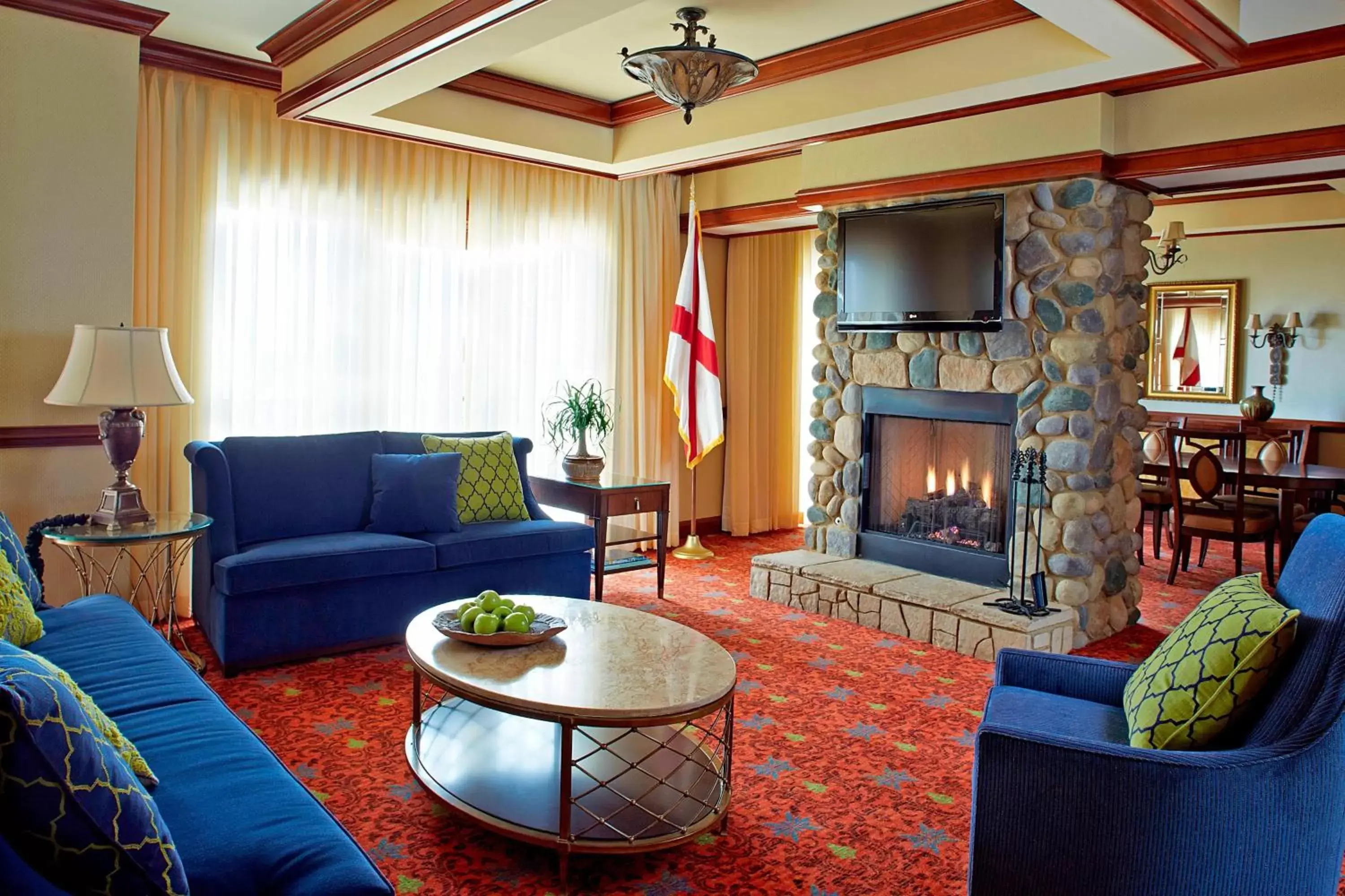 Living room, Seating Area in Marriott Shoals Hotel & Spa