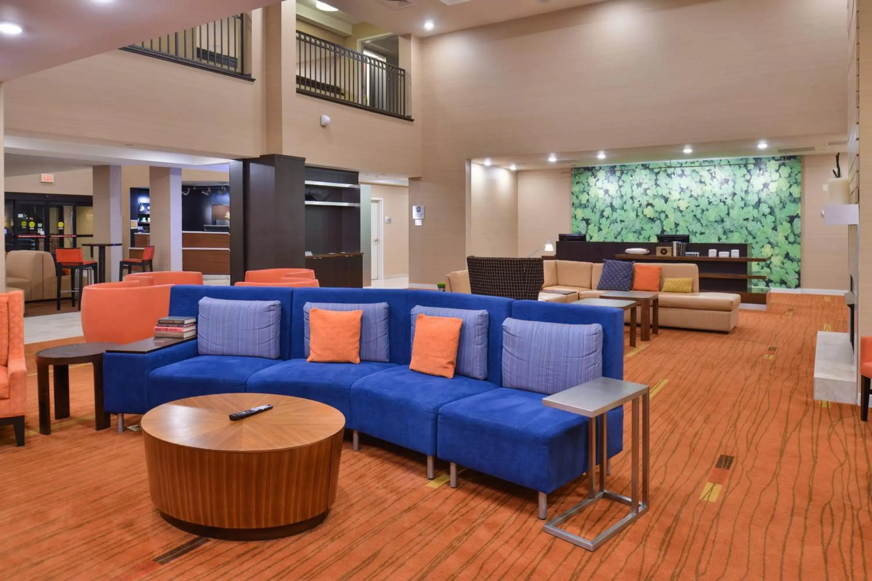 Lobby or reception, Lounge/Bar in Courtyard by Marriott Decatur