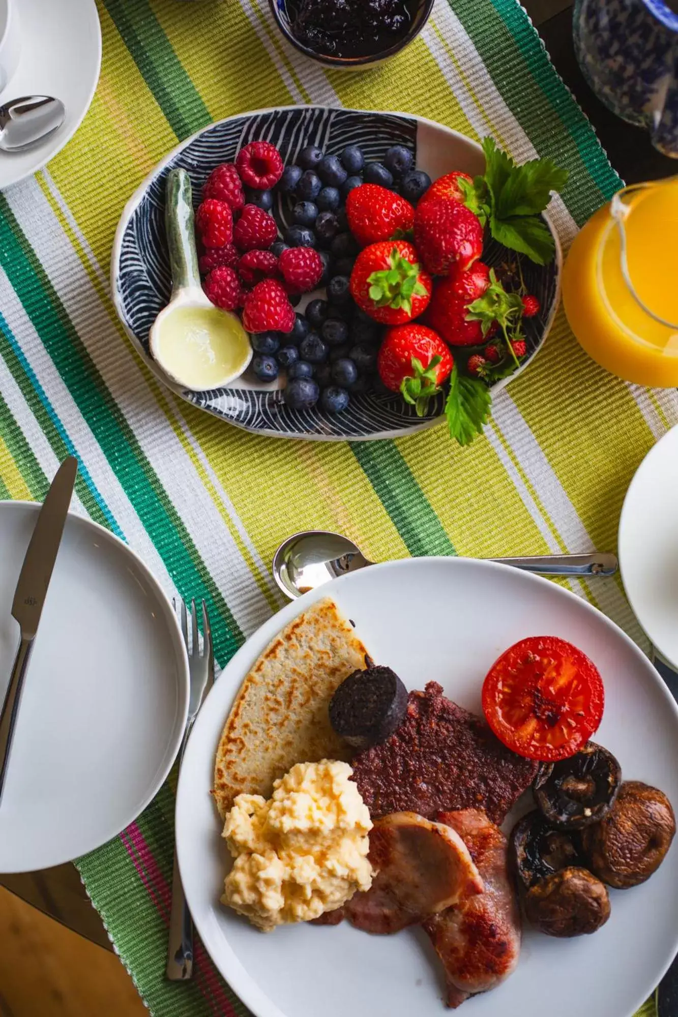 Breakfast in Balmungo Cottage B&B