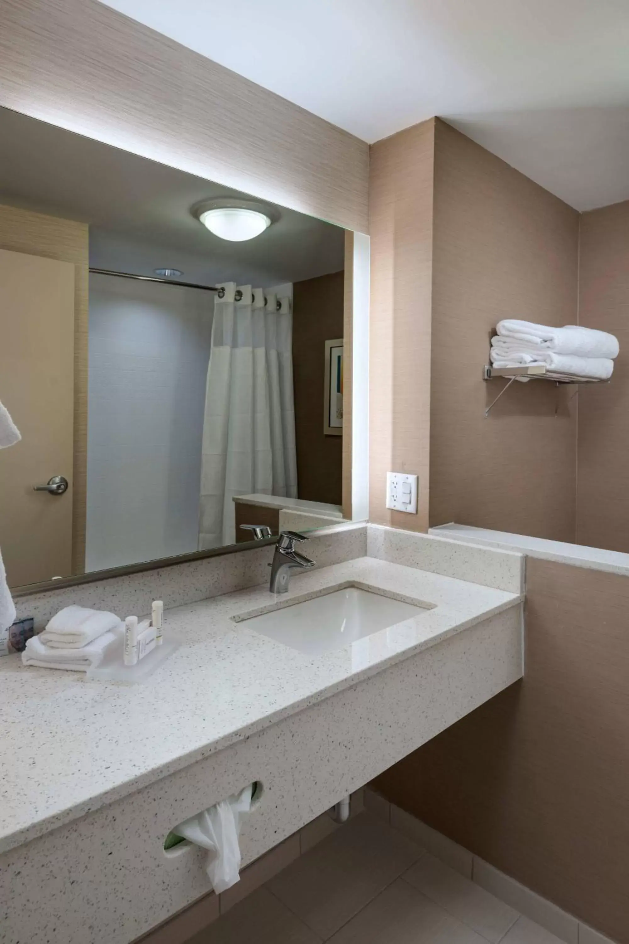 Bathroom in Fairfield Inn & Suites by Marriott Dublin