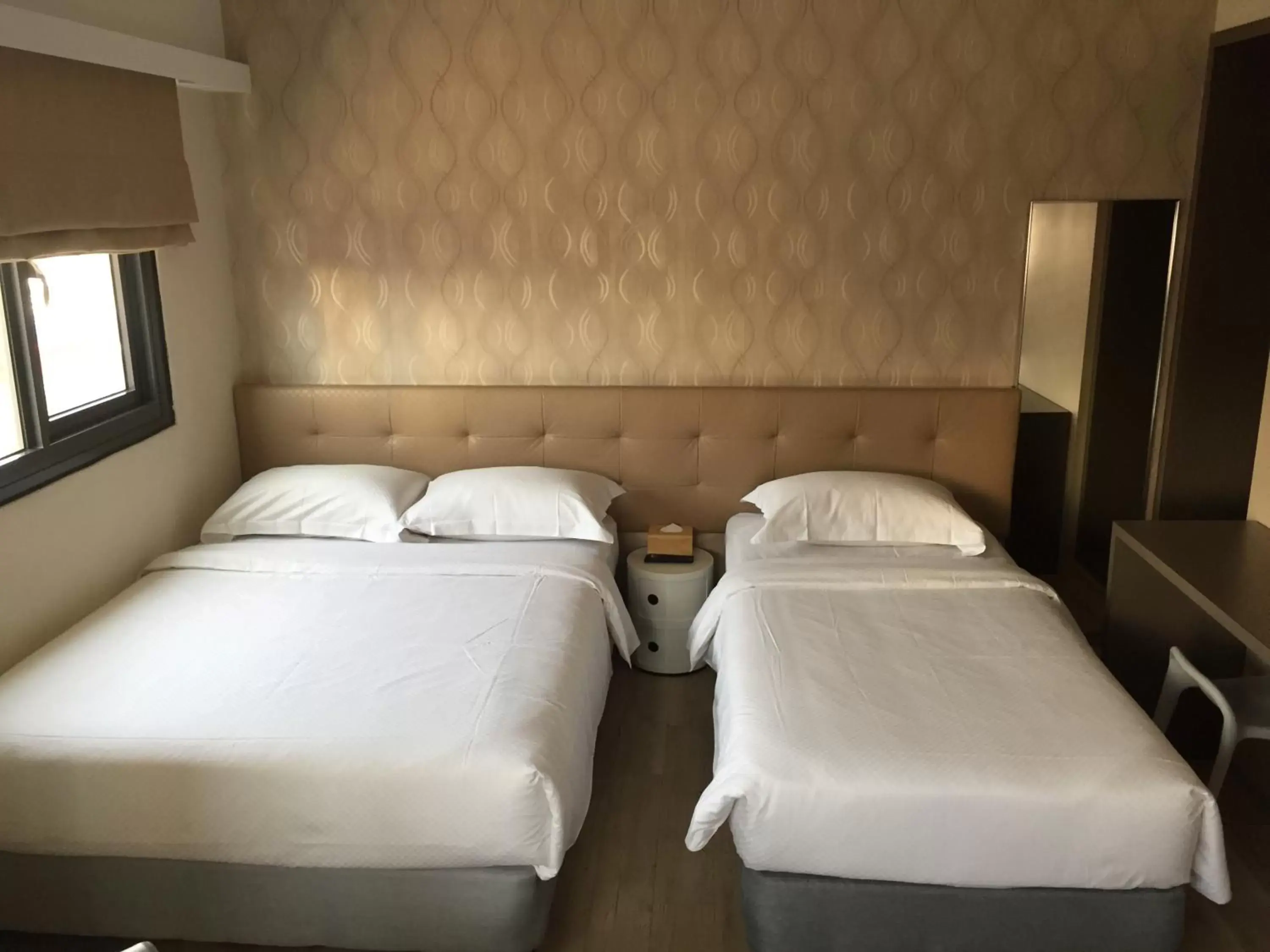 bunk bed, Bed in CHECK inn Express Kaohsiung Love River