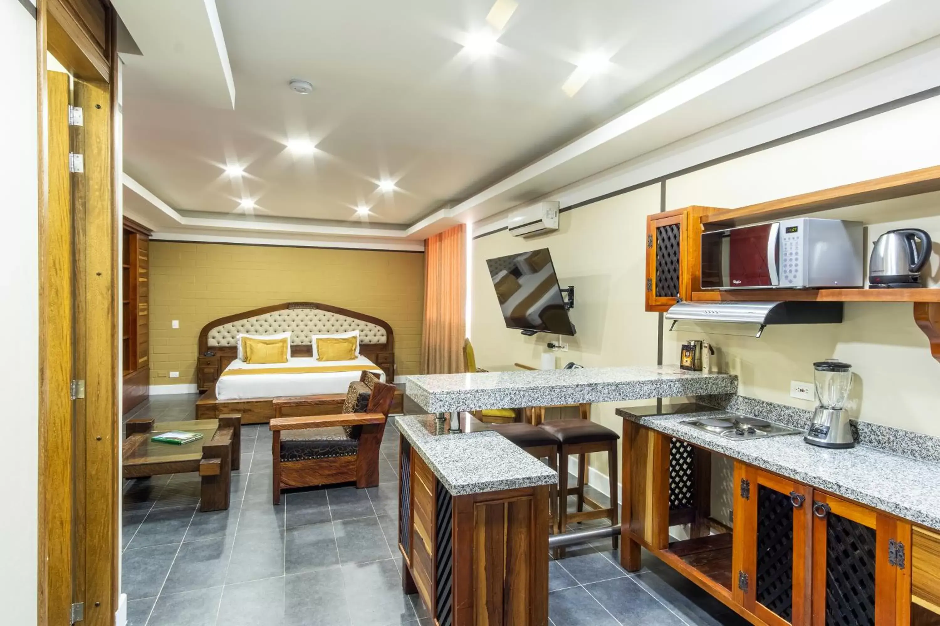 Kitchen or kitchenette in Hotel Du Parc