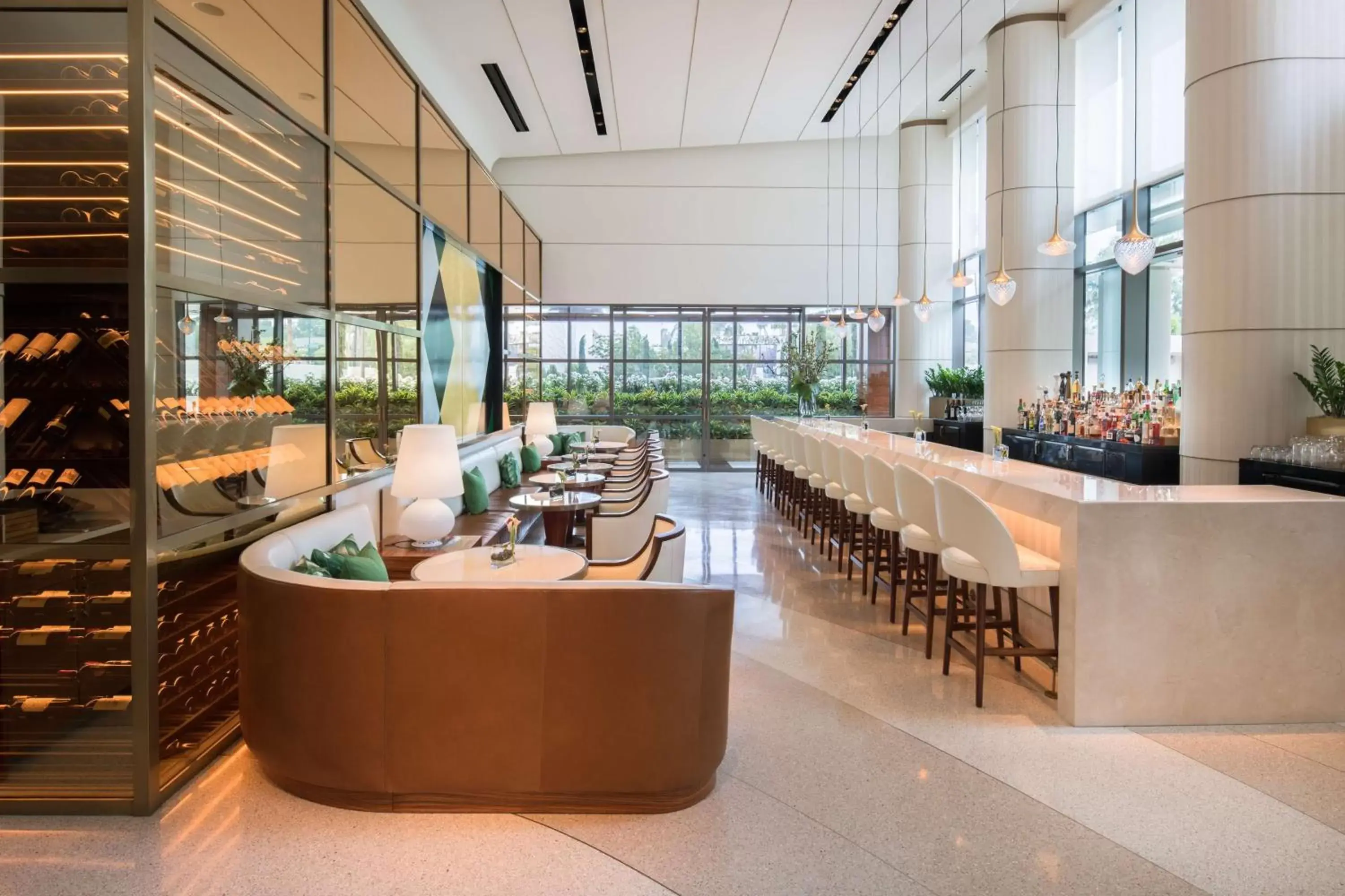Lounge or bar in Waldorf Astoria Beverly Hills