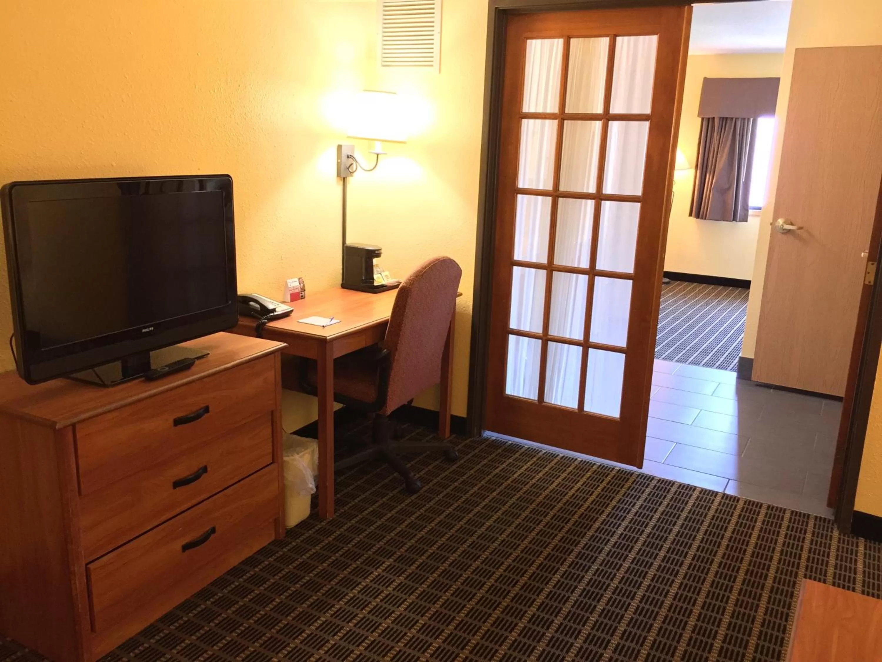 Decorative detail in Quality Inn & Suites Harrington - Milford