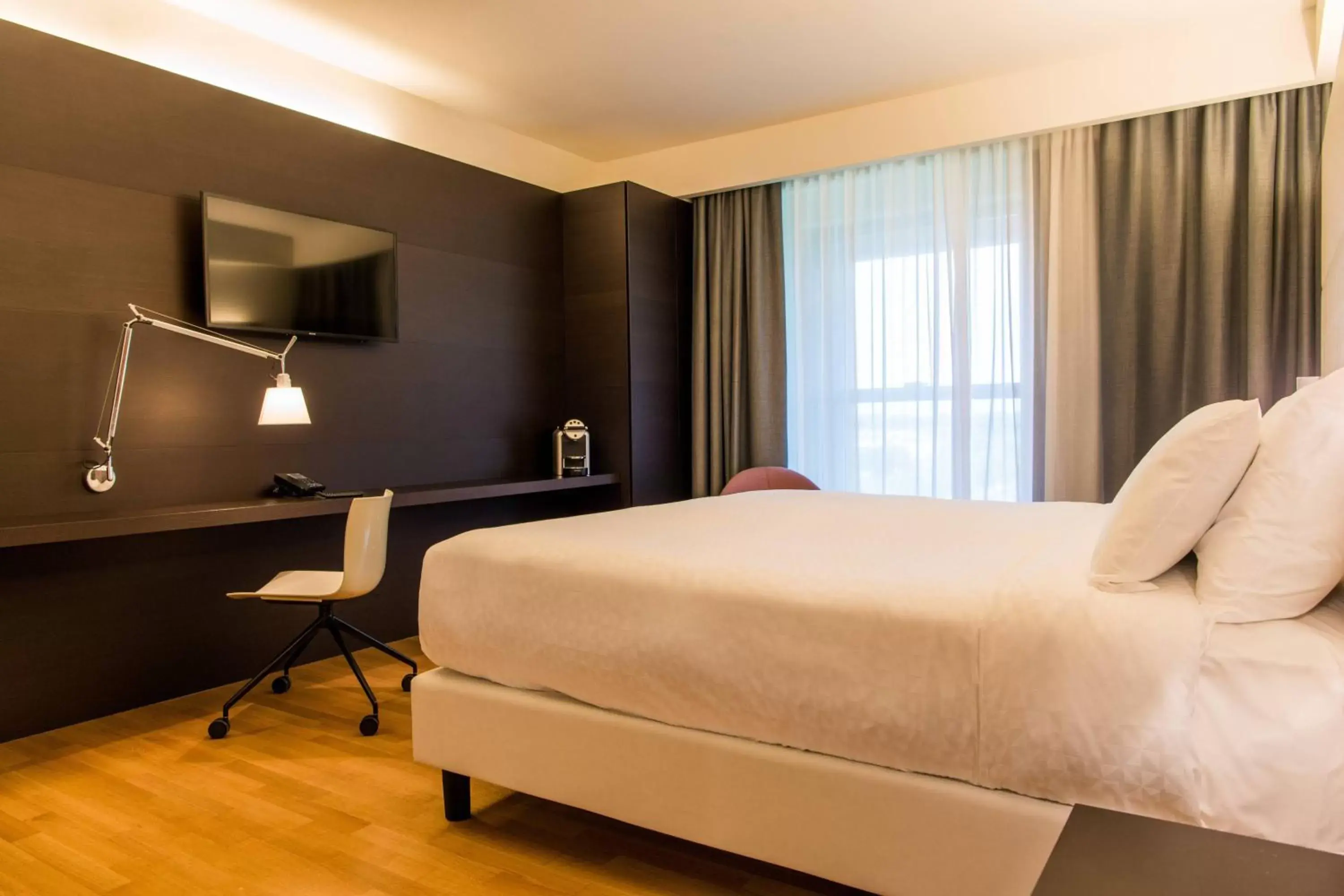 Bedroom, Bed in Four Points by Sheraton Venice Mestre