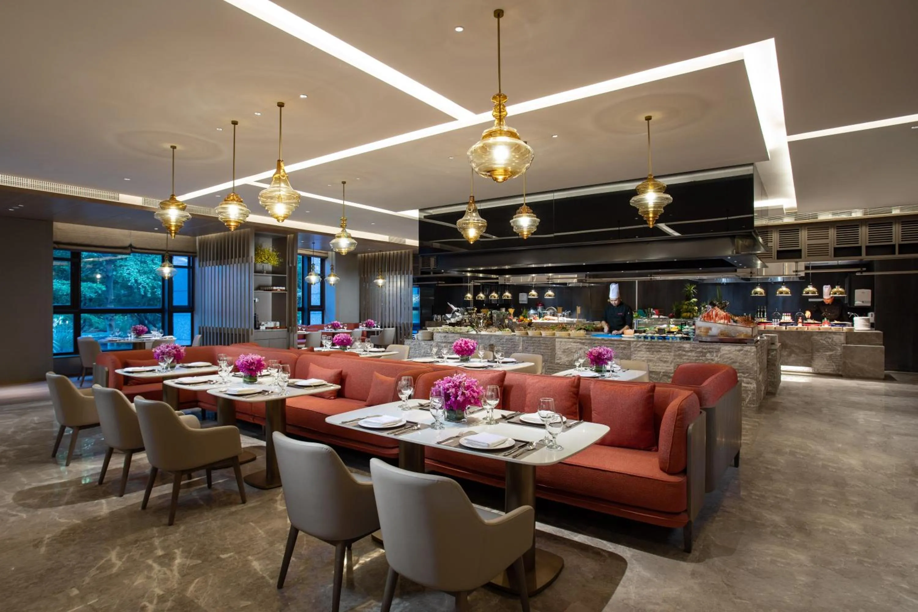 Restaurant/places to eat in Crowne Plaza Fuzhou South by IHG