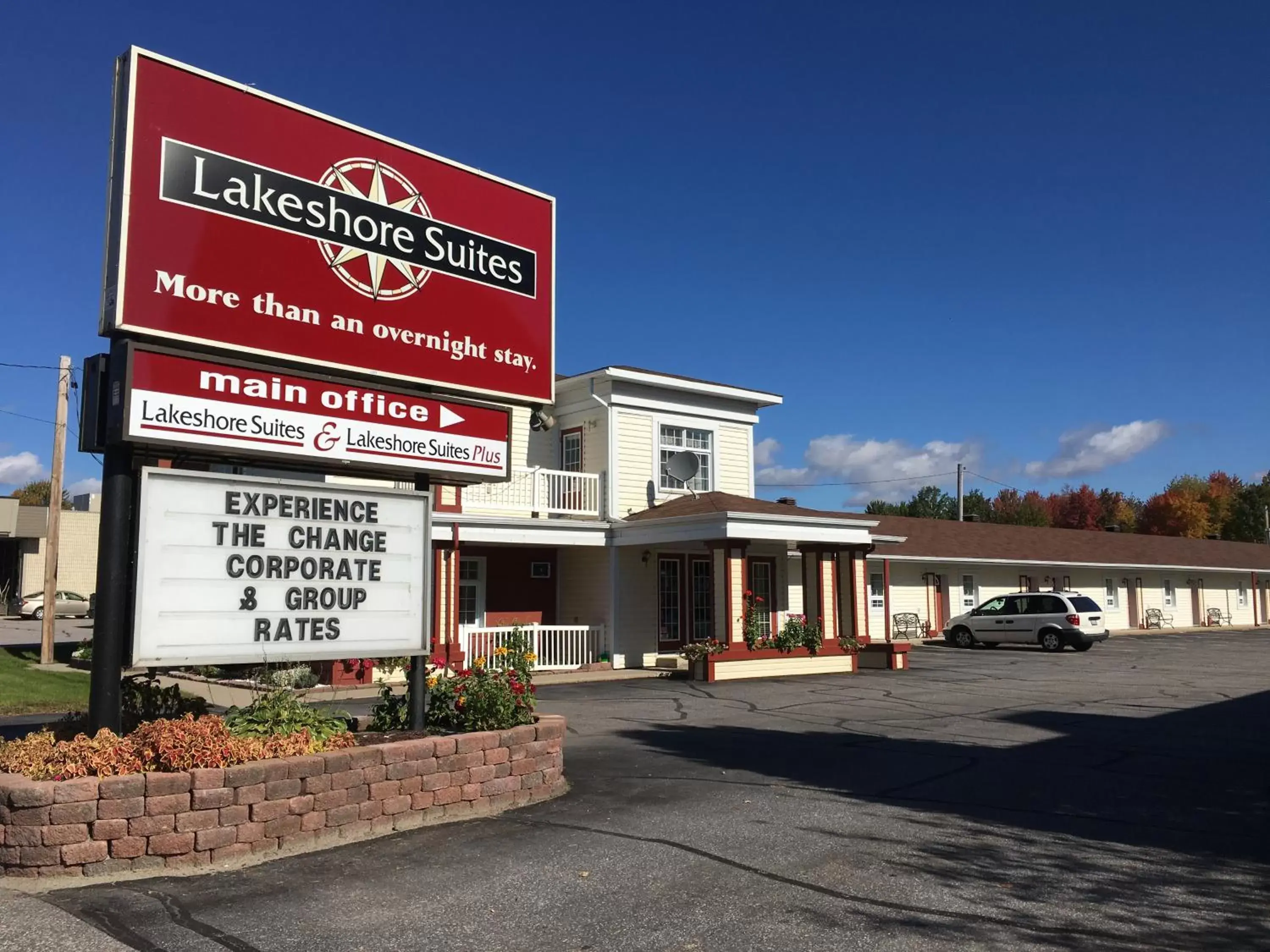 Property Building in Lakeshore Suites