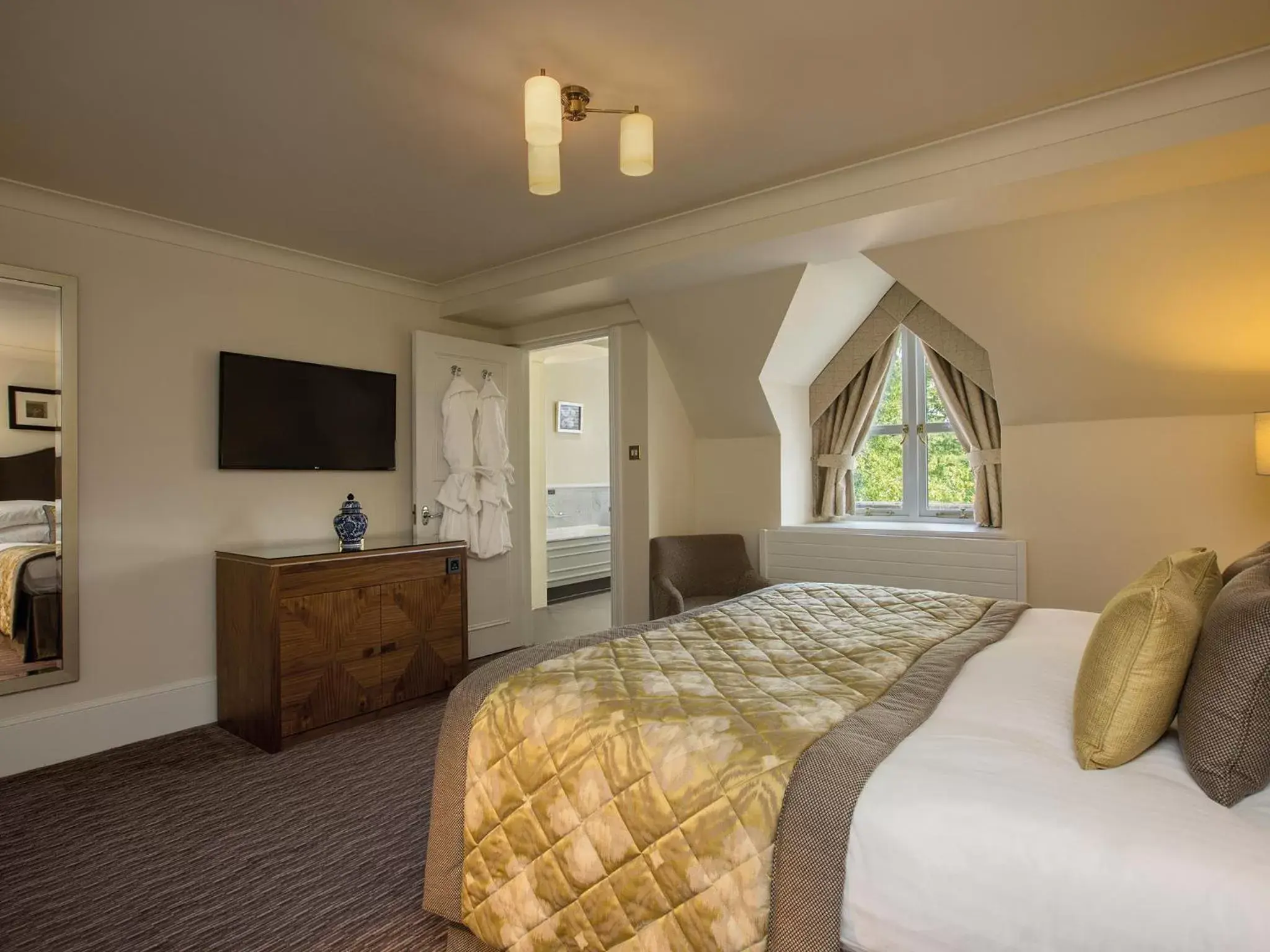 Bedroom, Bed in Rookery Hall Hotel & Spa