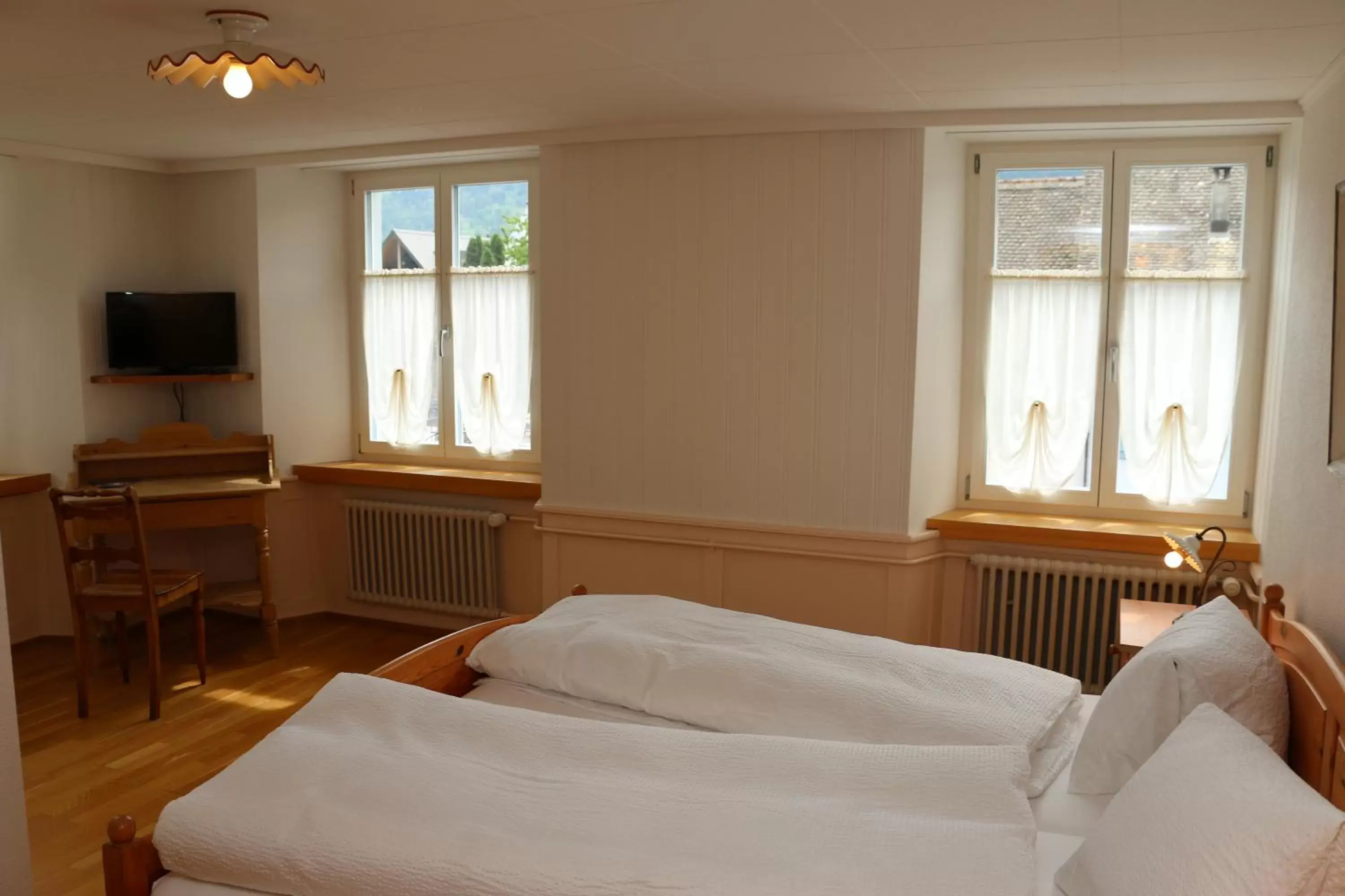 Bed in Hotel Lowen