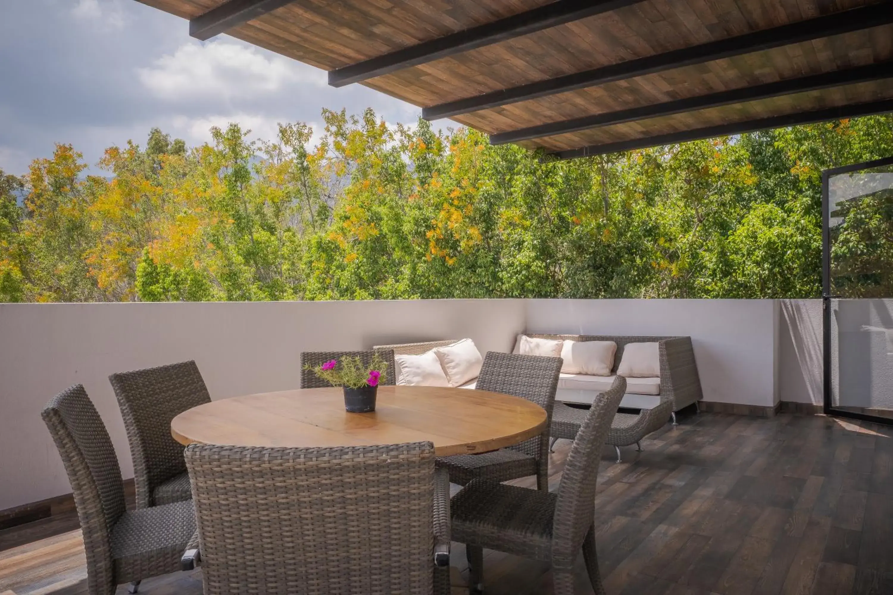 Balcony/Terrace in Nimue Marina Residence