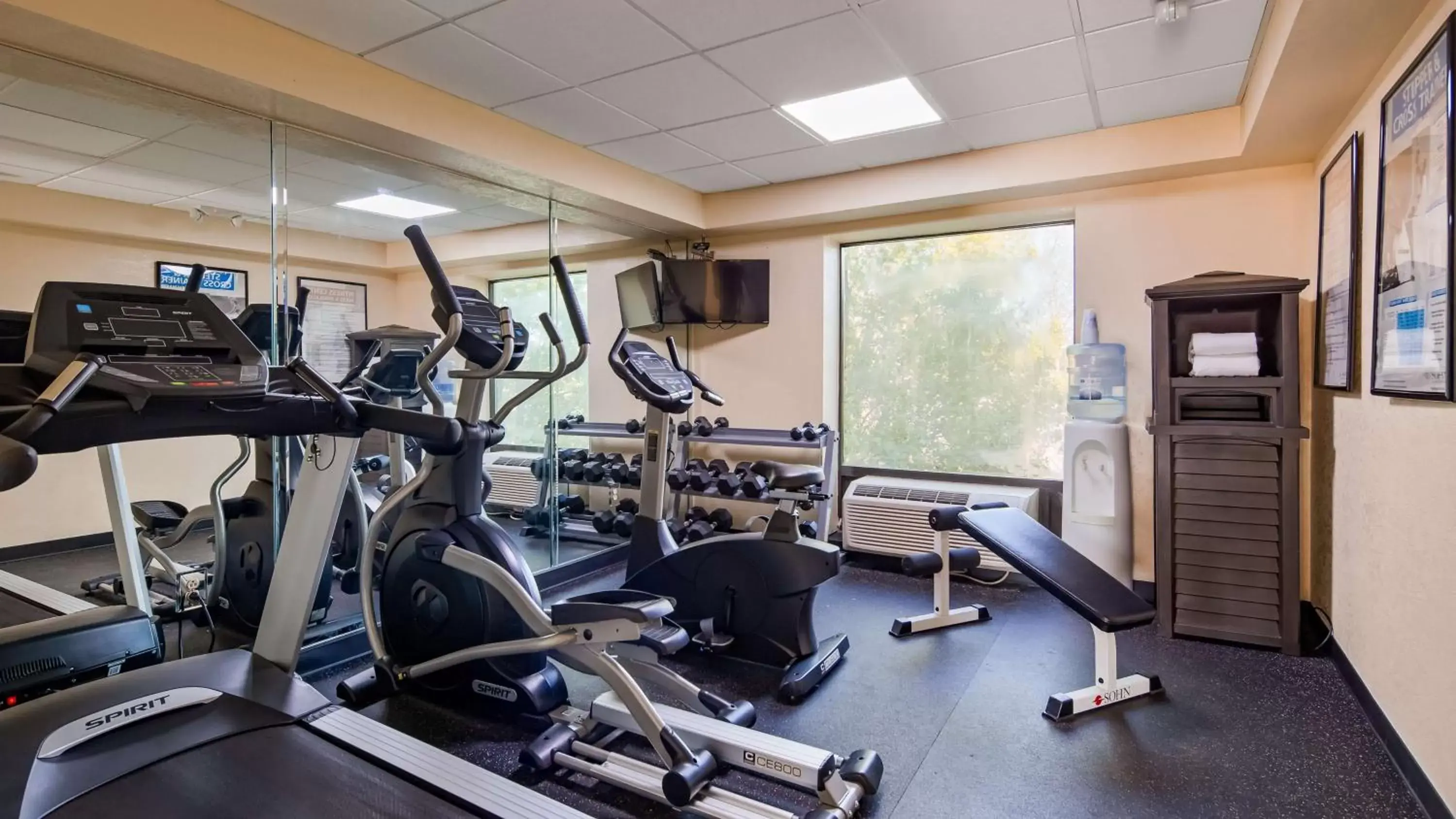 Fitness centre/facilities, Fitness Center/Facilities in Best Western Thunderbird Motel