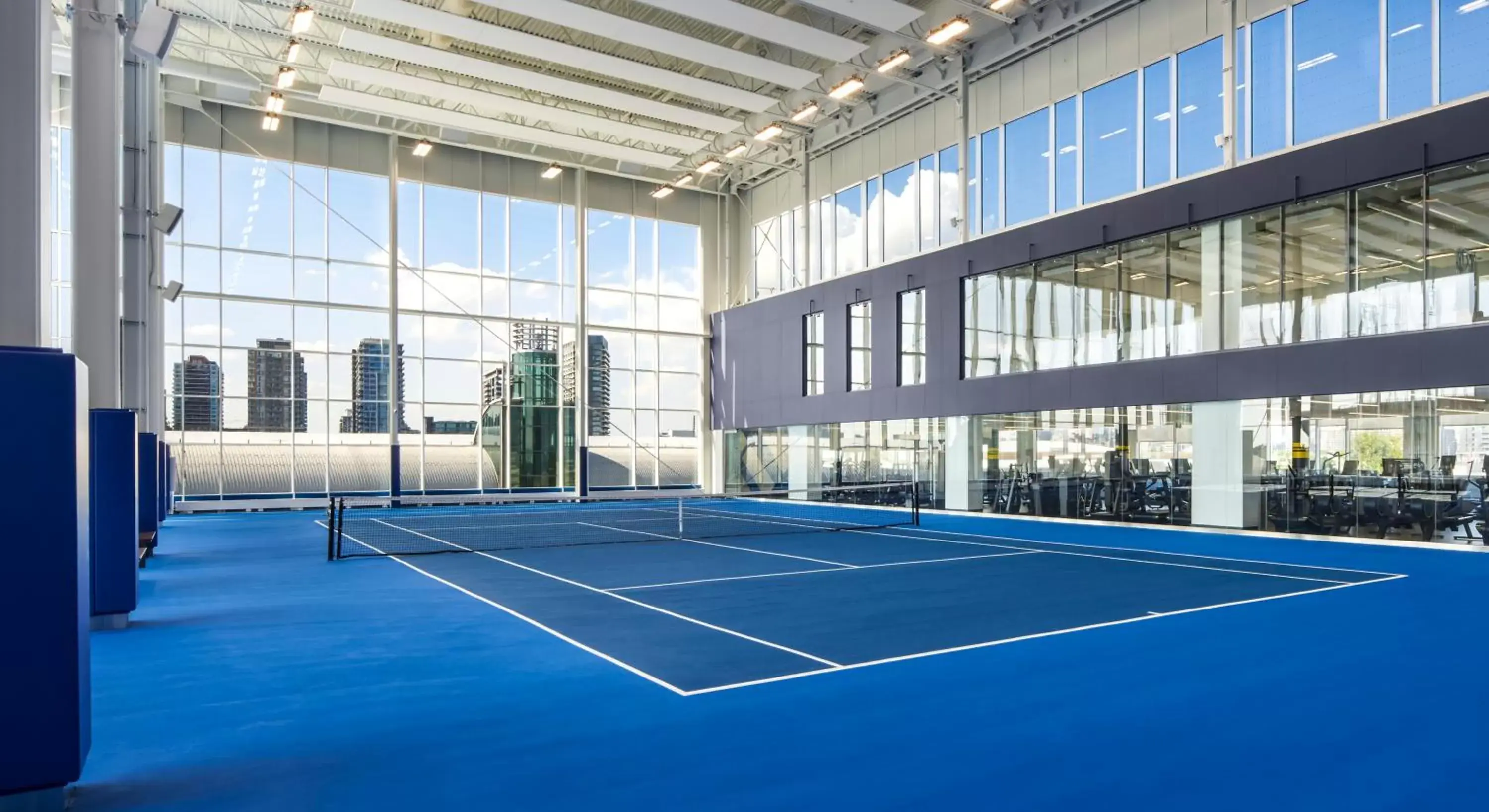 Tennis court, Tennis/Squash in Hotel X Toronto by Library Hotel Collection