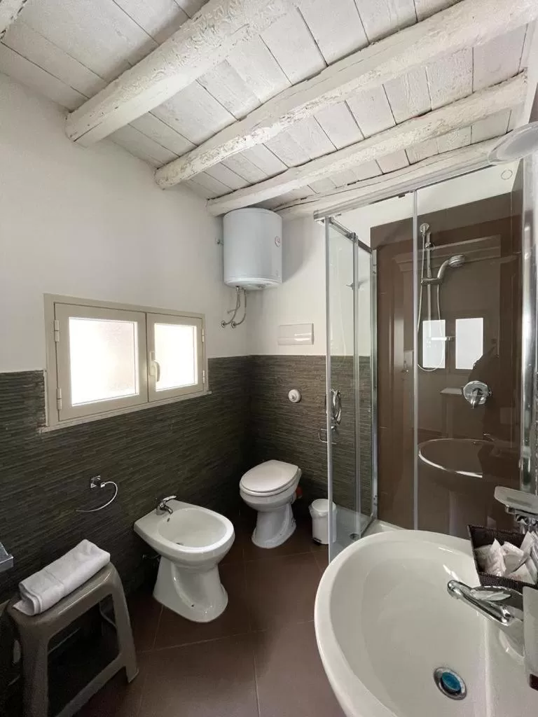 Bathroom in Sweet Life