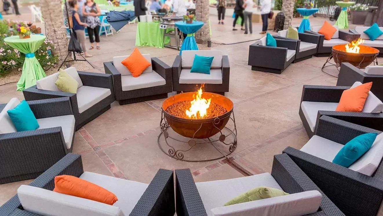 Swimming pool, Seating Area in Omni Scottsdale Resort & Spa at Montelucia