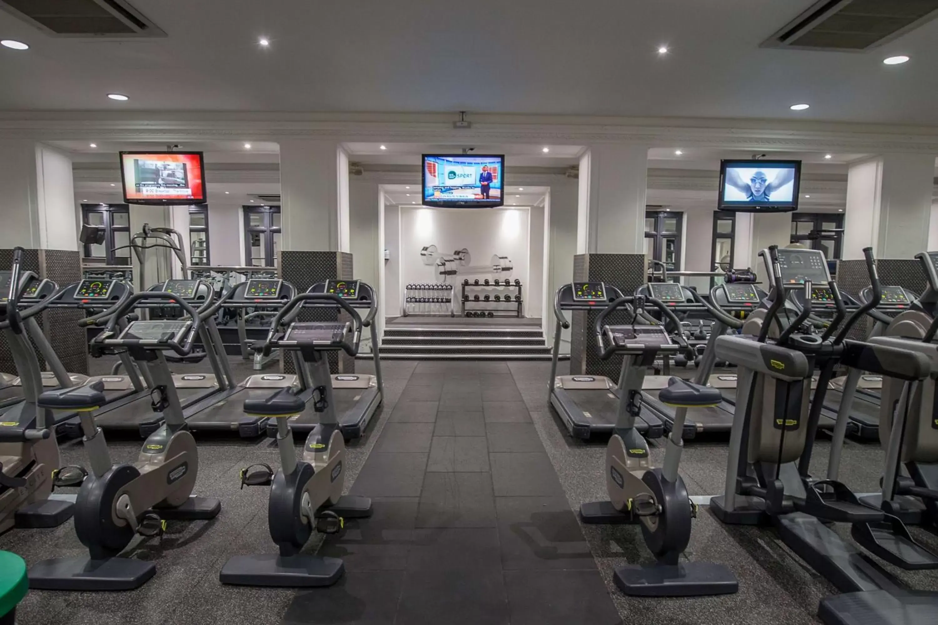 Fitness centre/facilities, Fitness Center/Facilities in The Waldorf Hilton