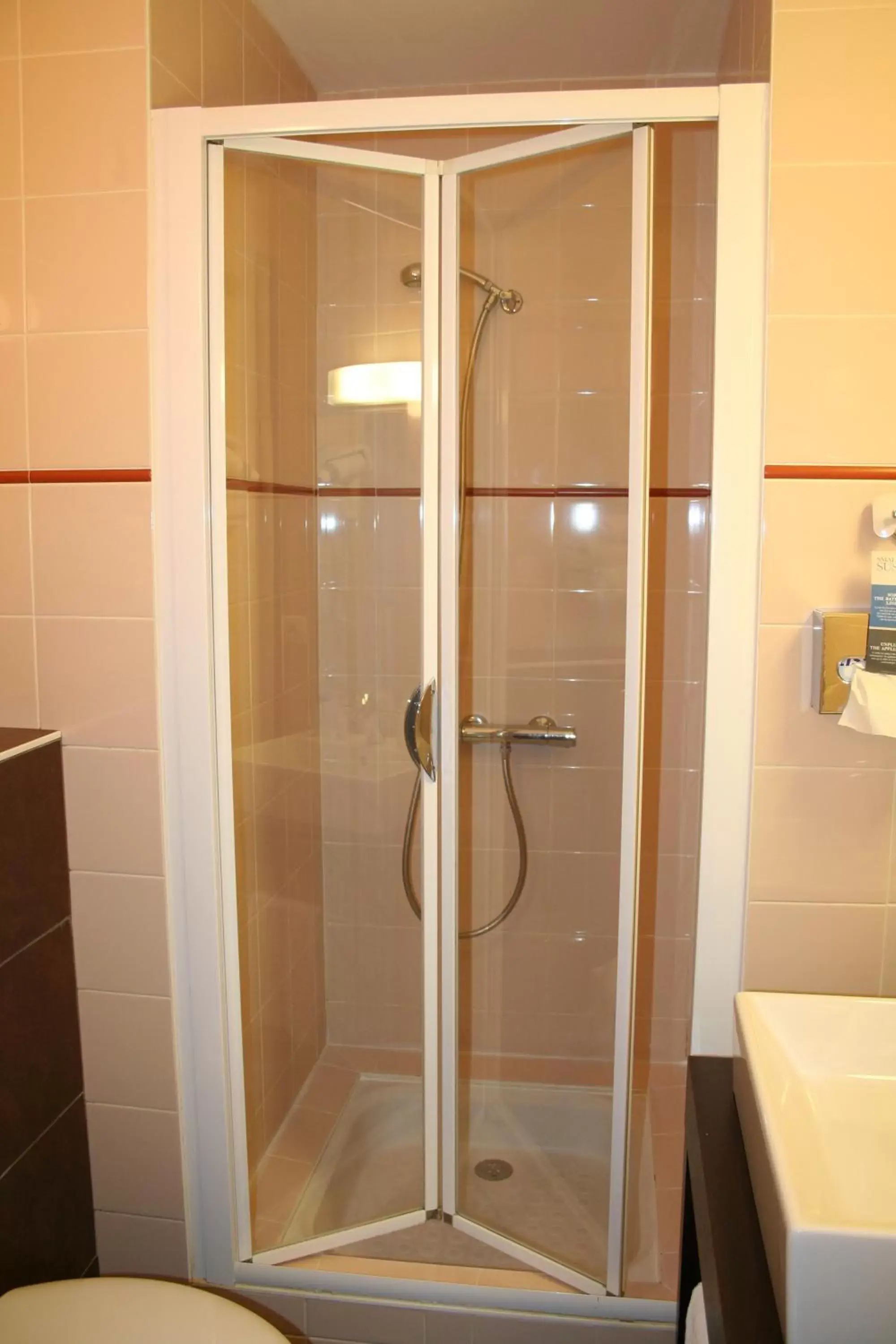 Shower, Bathroom in Kyriad Hotel Dijon Gare