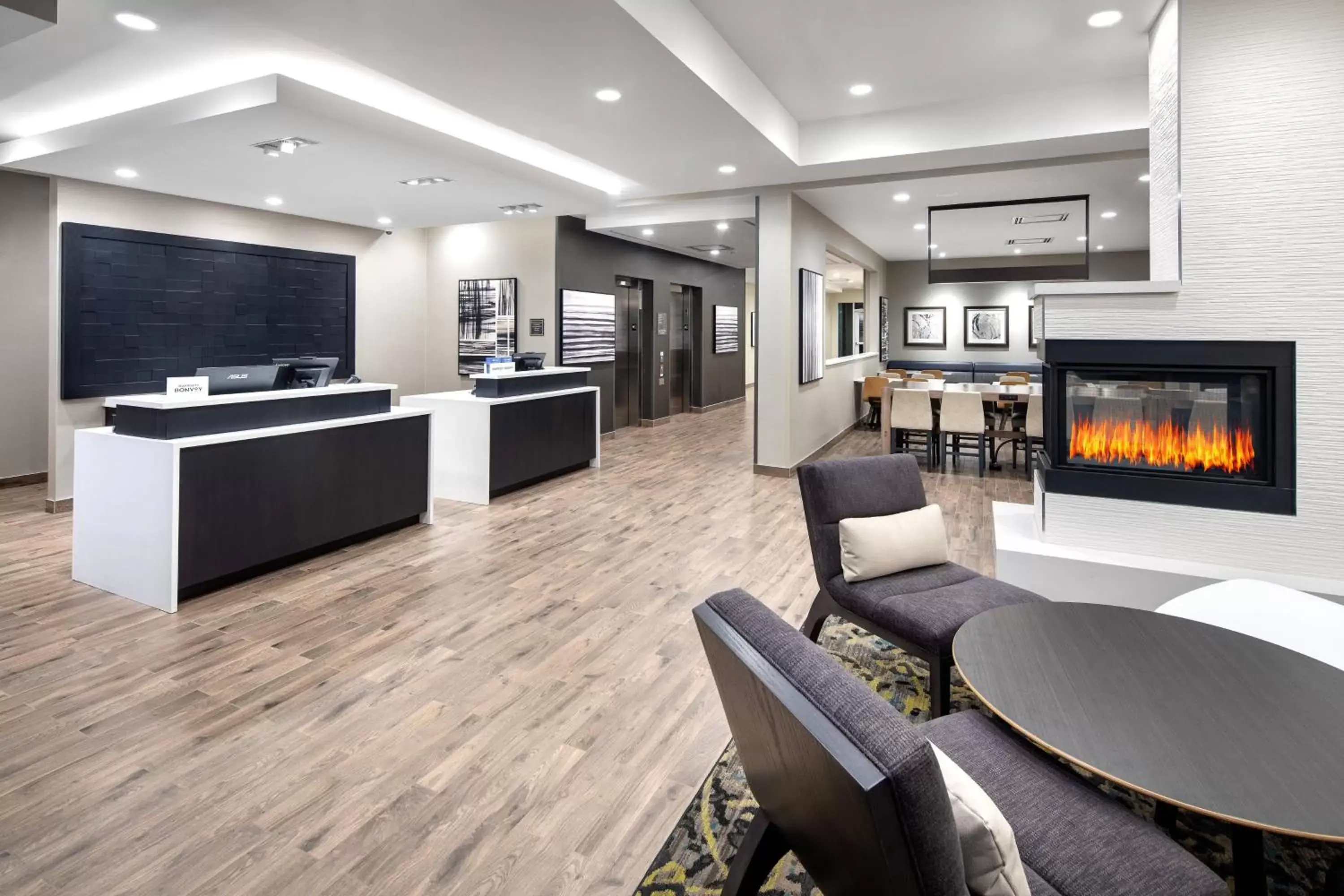 Lobby or reception, Seating Area in Residence Inn by Marriott Toronto Mississauga West