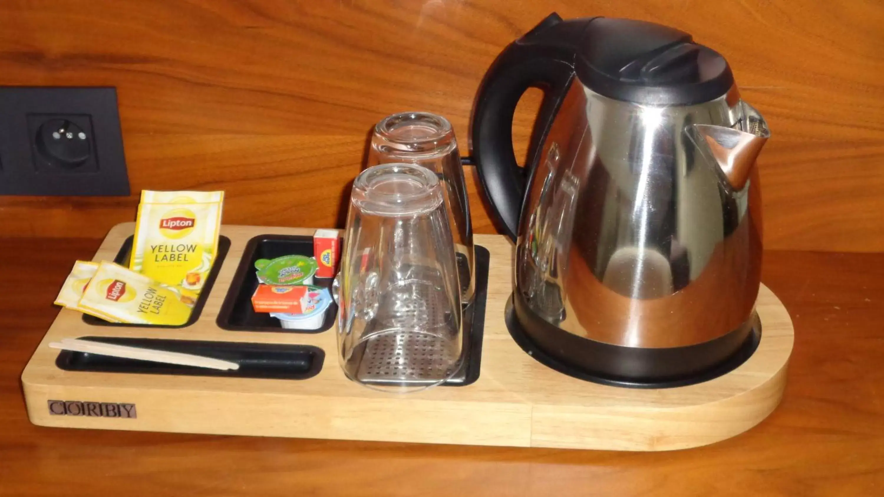 Coffee/tea facilities in Hotel Royal Phare