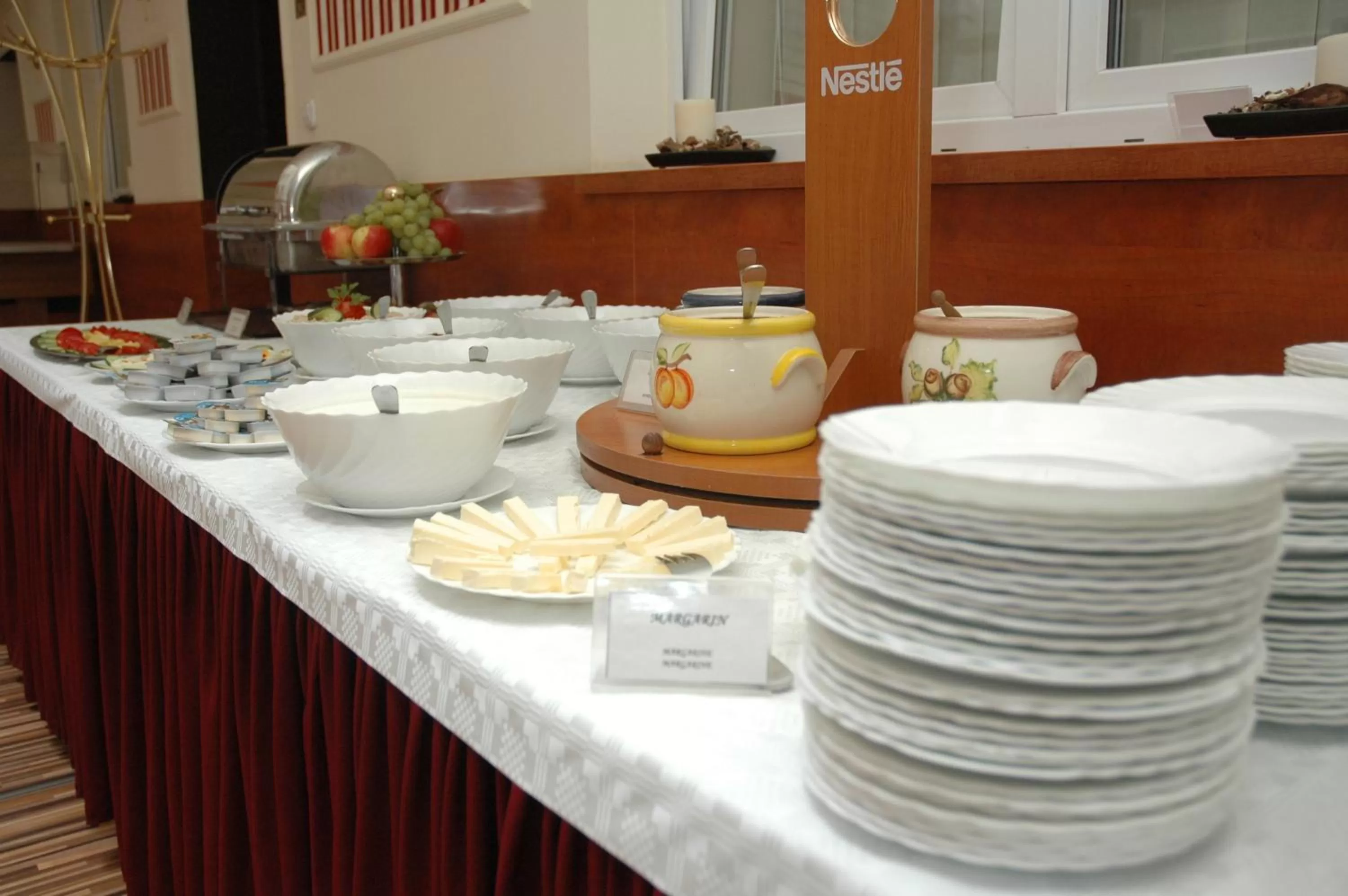 Restaurant/places to eat in Atlantic Hotel