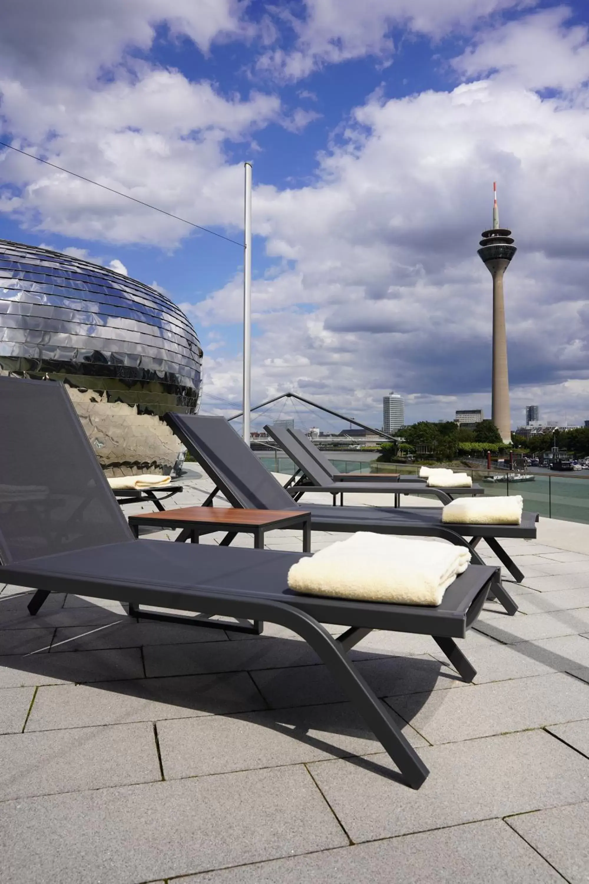 Balcony/Terrace in Hyatt Regency Dusseldorf