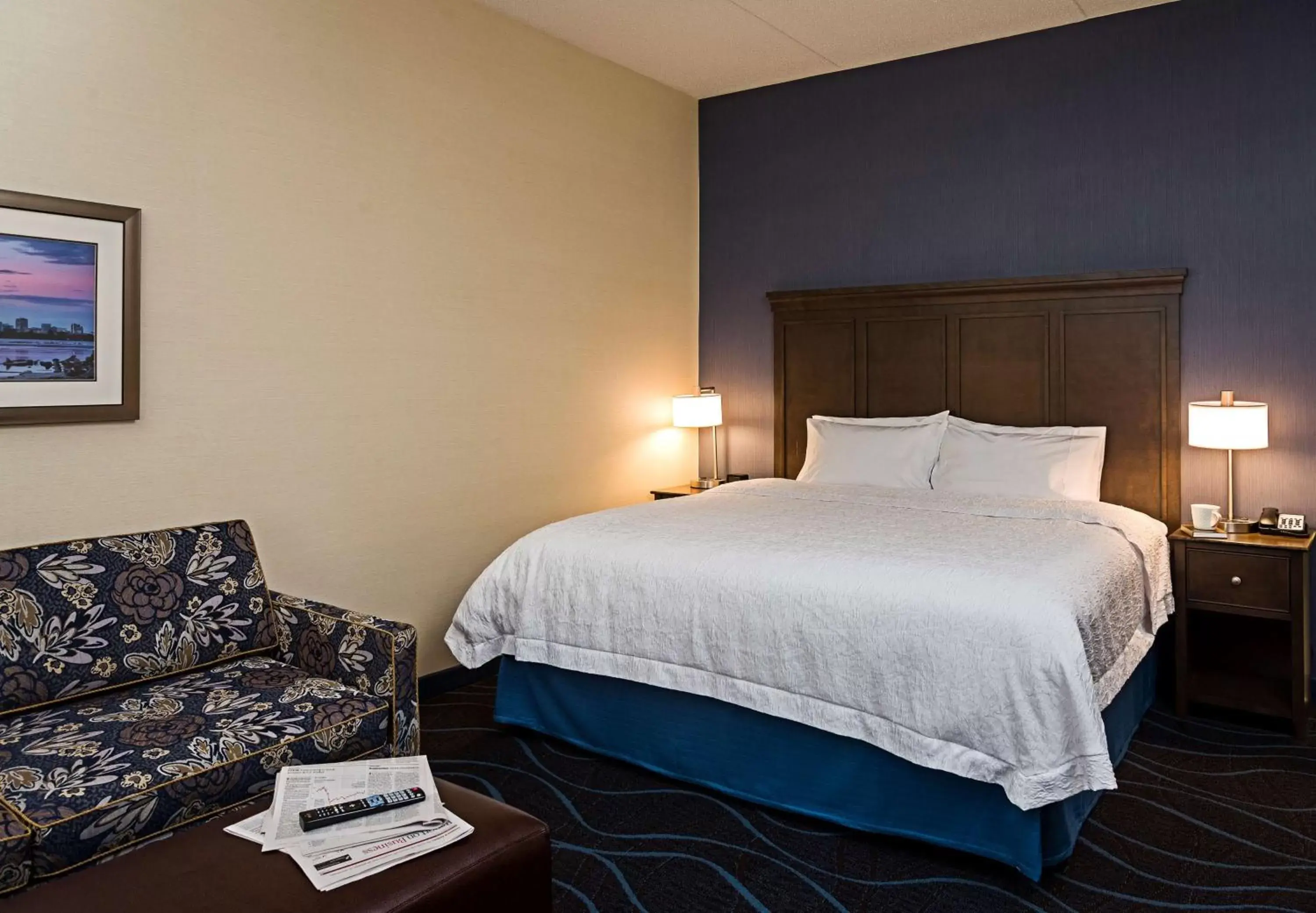 Bed in Hampton Inn by Hilton Ottawa Airport