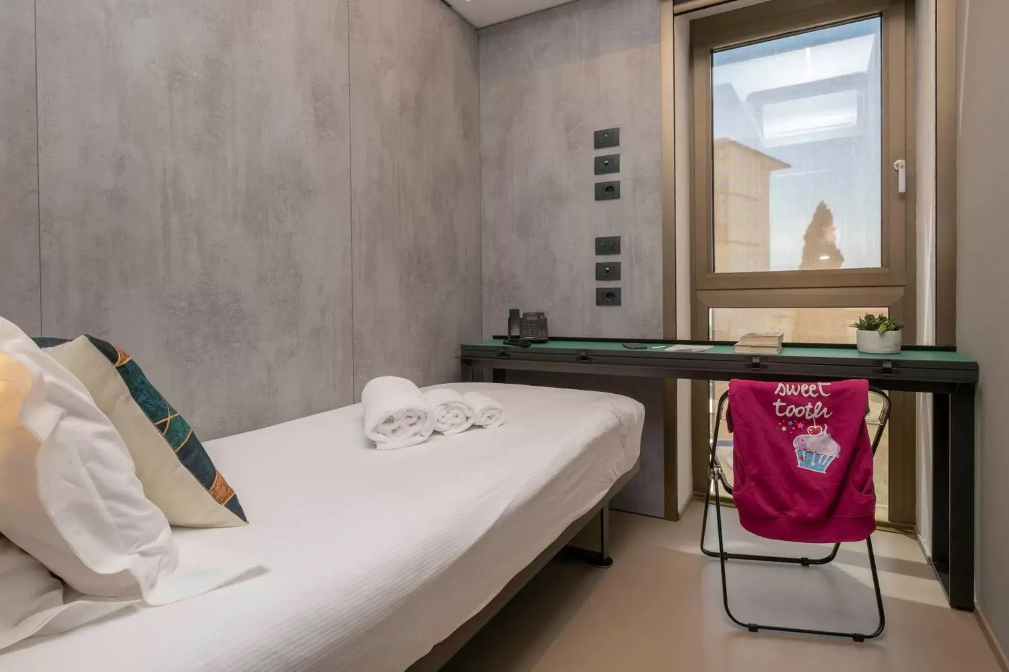 Bedroom in Camplus Guest Firenze Casa per Ferie