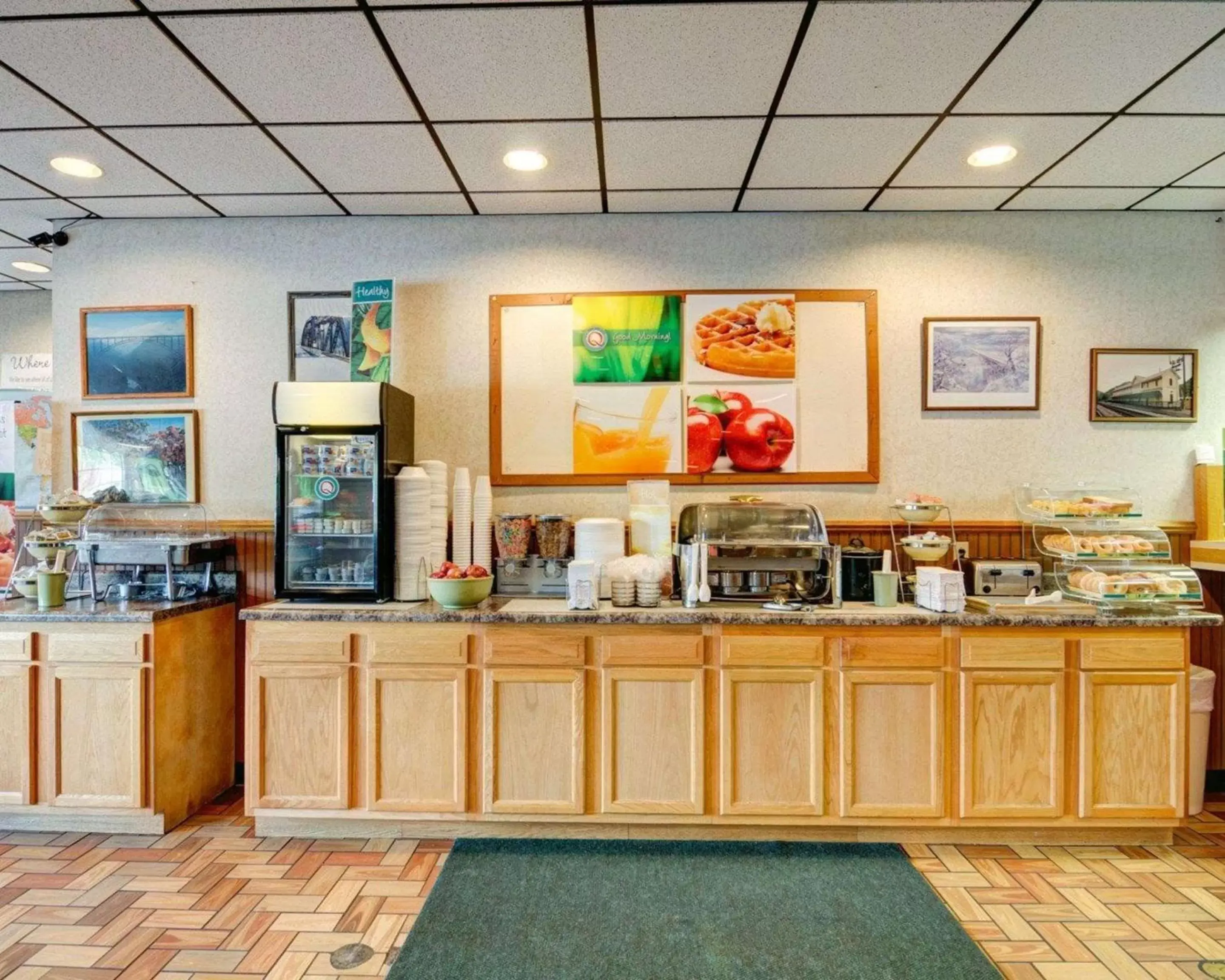 Restaurant/places to eat in Quality Inn New River Gorge