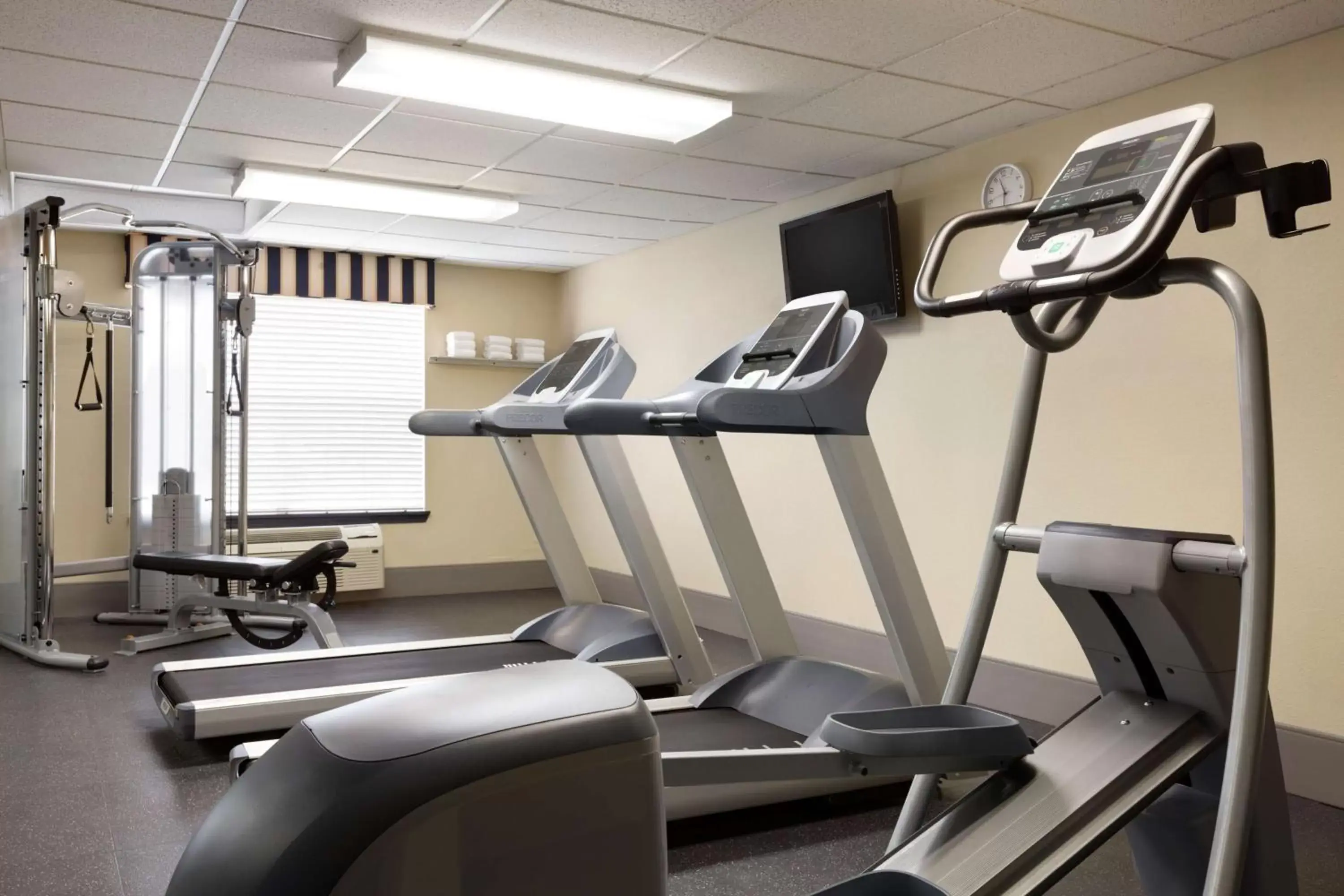 Activities, Fitness Center/Facilities in Country Inn & Suites by Radisson, Kingsland, GA