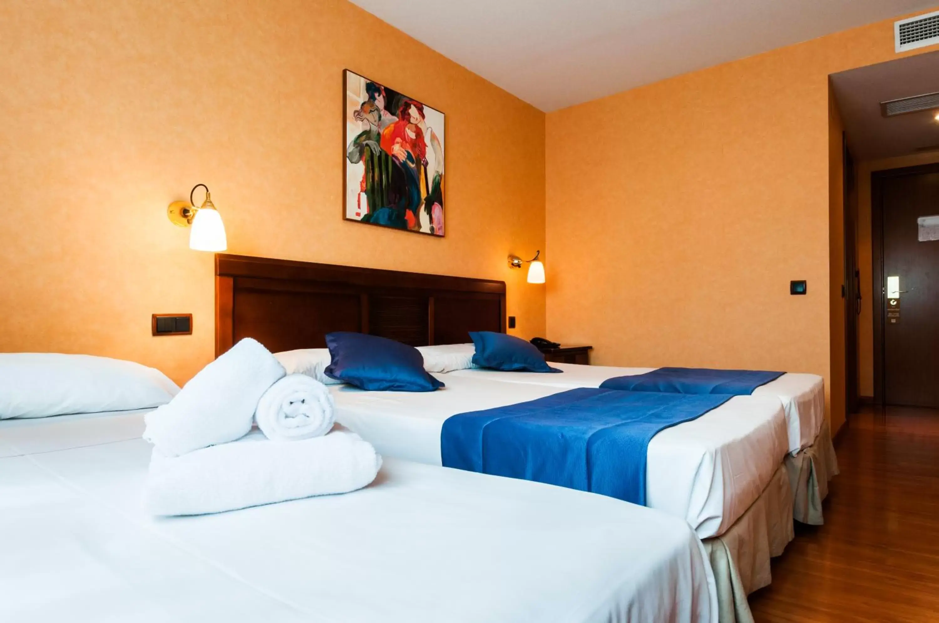 Bed in Hotel Las Provincias Bed in Hotel Las Provincias