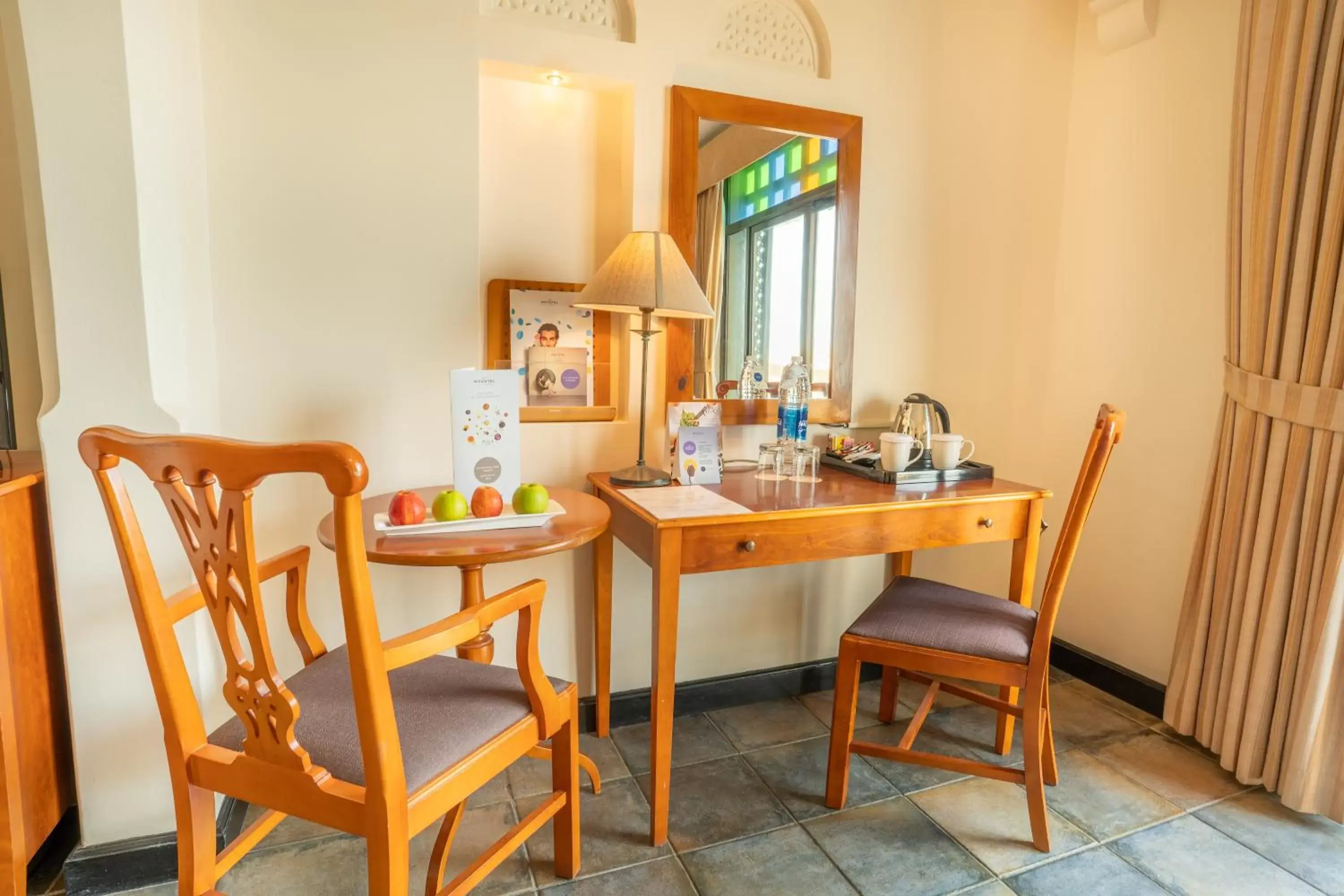 Coffee/tea facilities, Dining Area in Novotel Bahrain Al Dana Resort