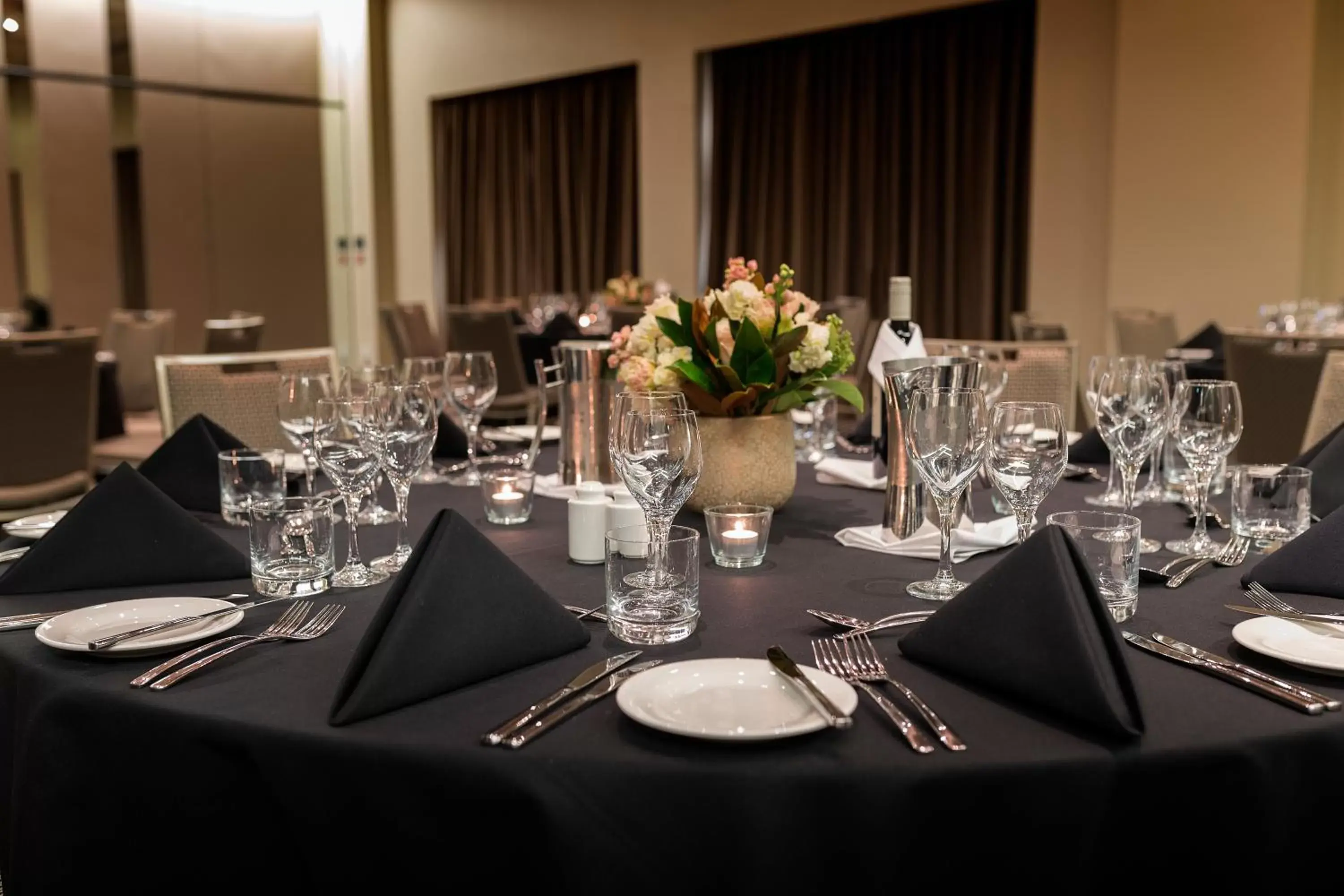 Banquet/Function facilities, Restaurant/Places to Eat in Pullman at Sydney Olympic Park Hotel