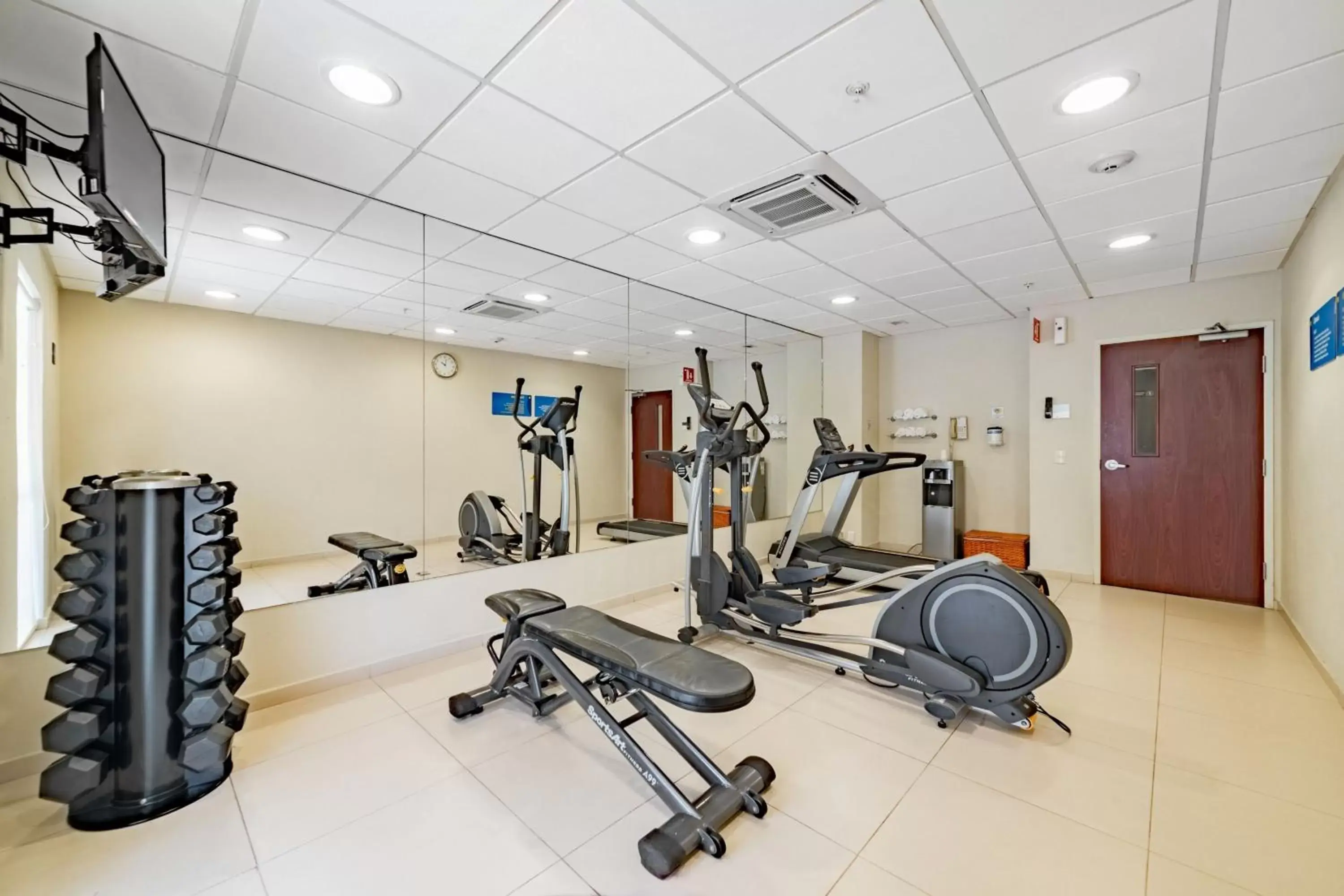 Area and facilities, Fitness Center/Facilities in City Express by Marriott Villahermosa