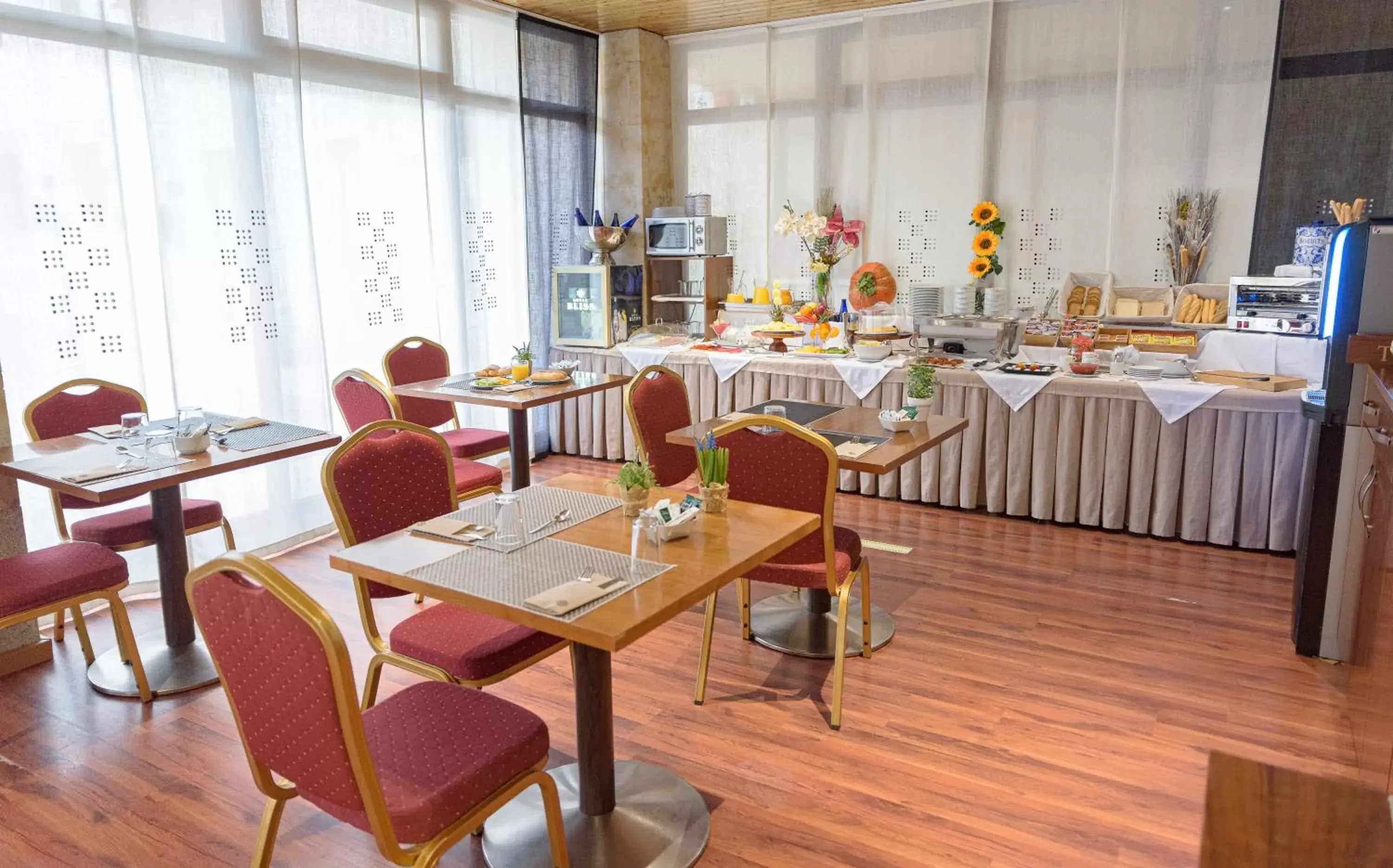Breakfast, Restaurant/Places to Eat in Hospedium Hotel Casino Del Tormes