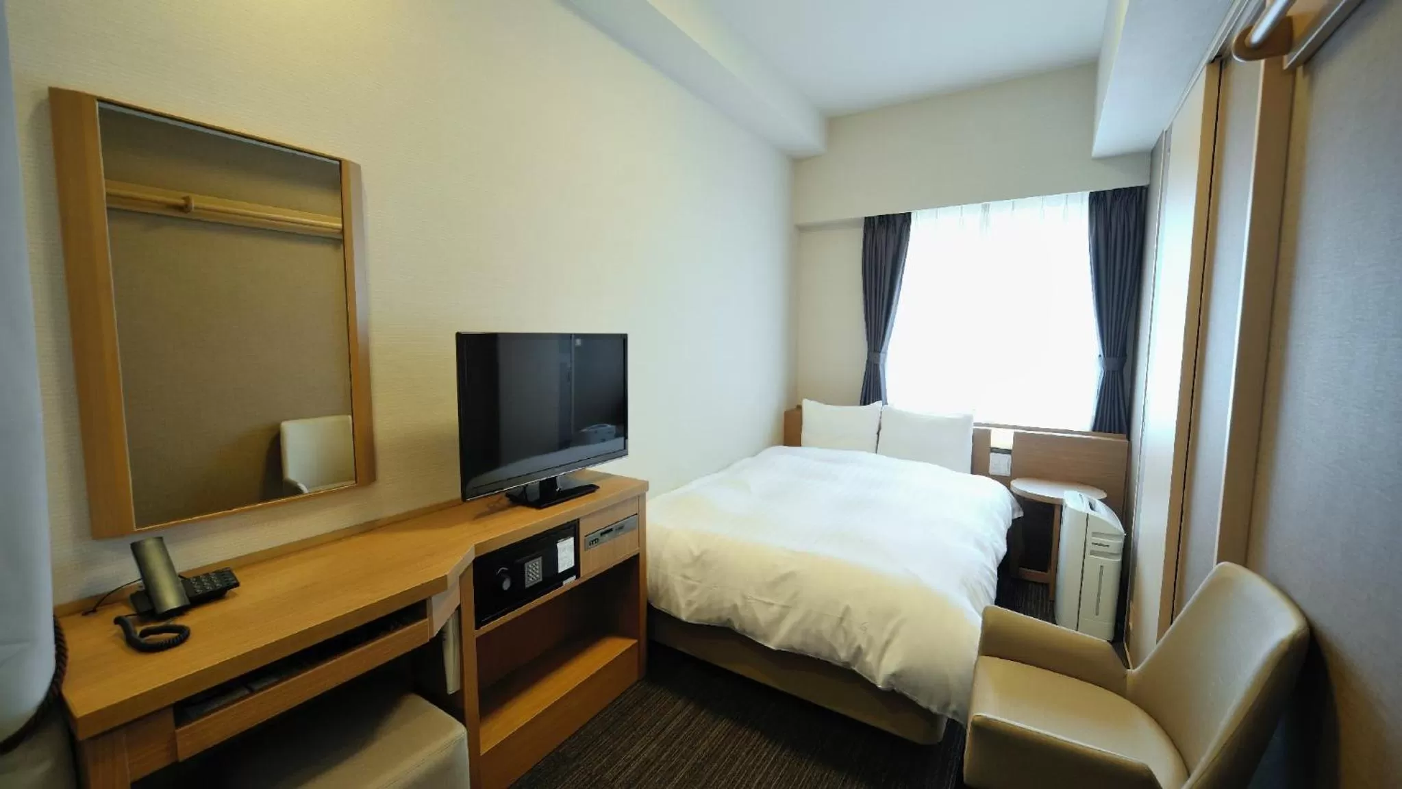 Bed in Dormy Inn Akihabara