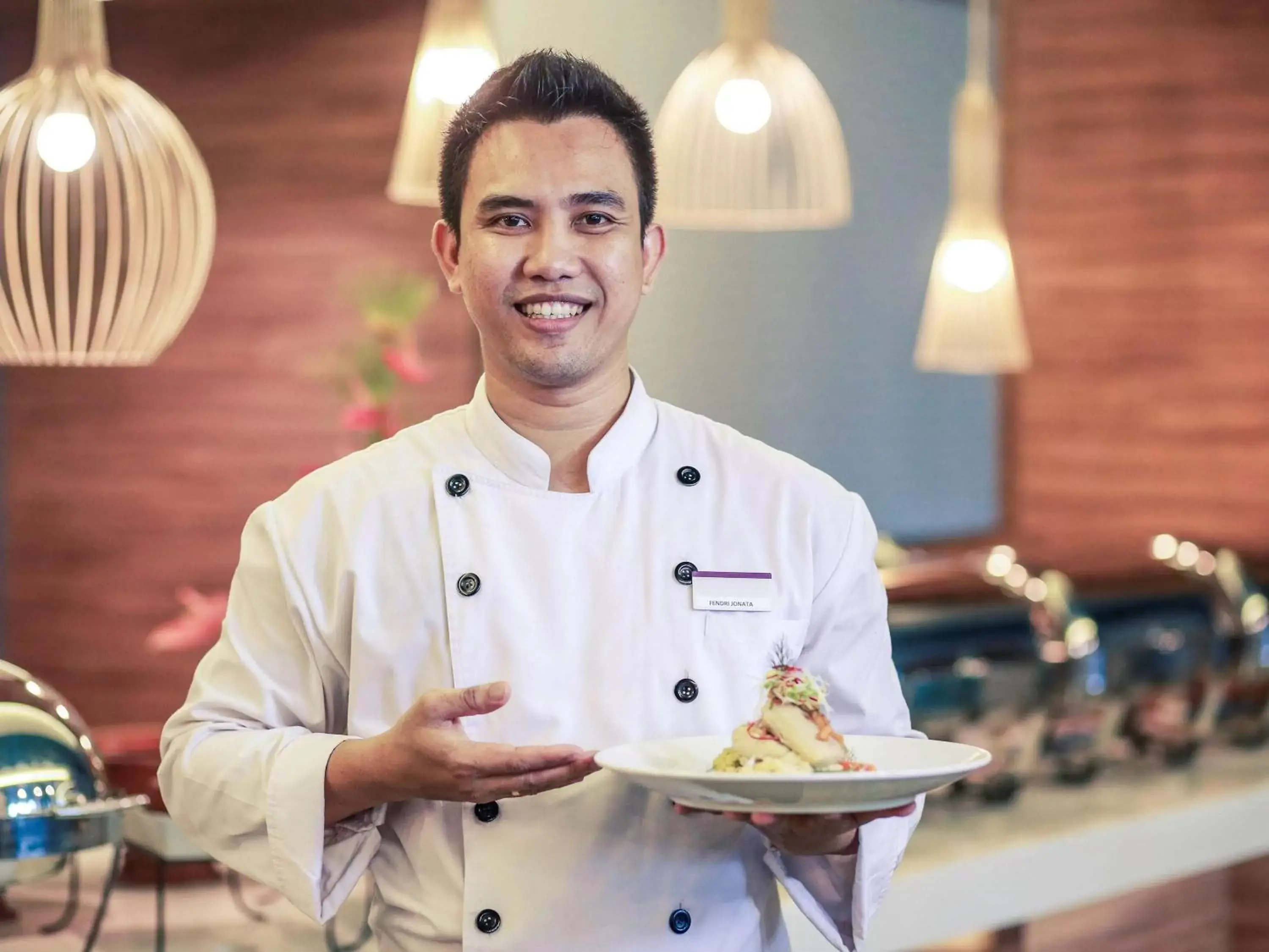 Restaurant/places to eat, Staff in Mercure Manado Tateli Resort and Convention