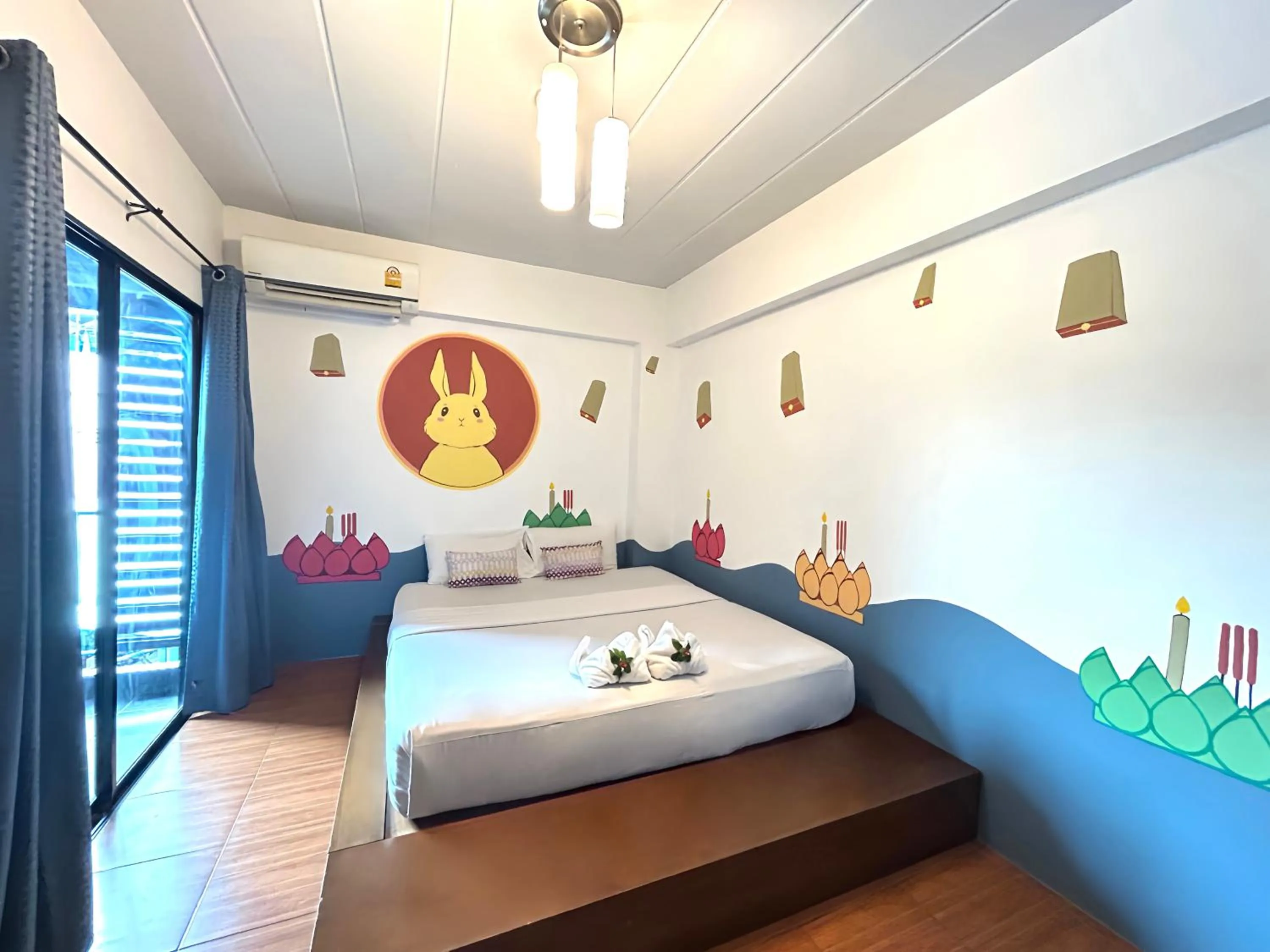 Bed in Hide Bangkok Hostel