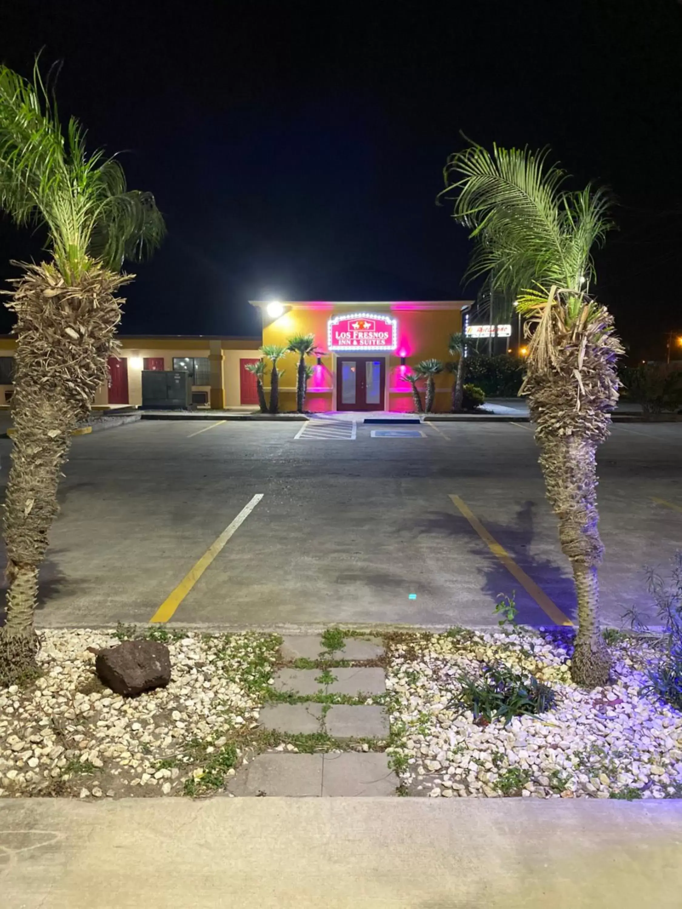 Property Building in Los Fresnos Inn and Suites