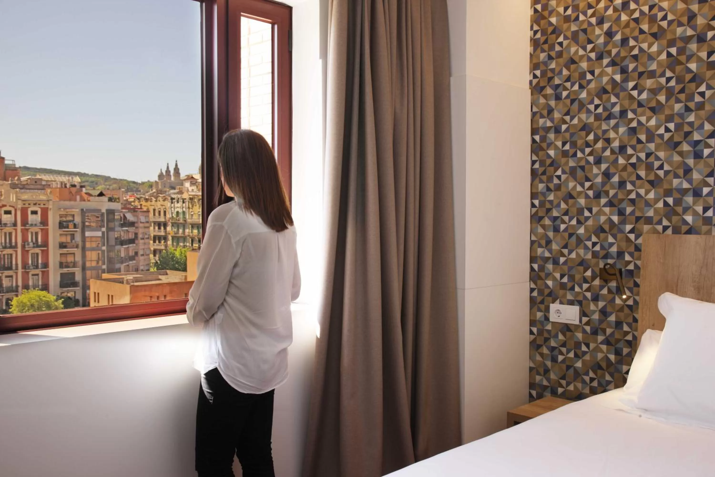 View (from property/room), Bed in Chic & Basic Velvet